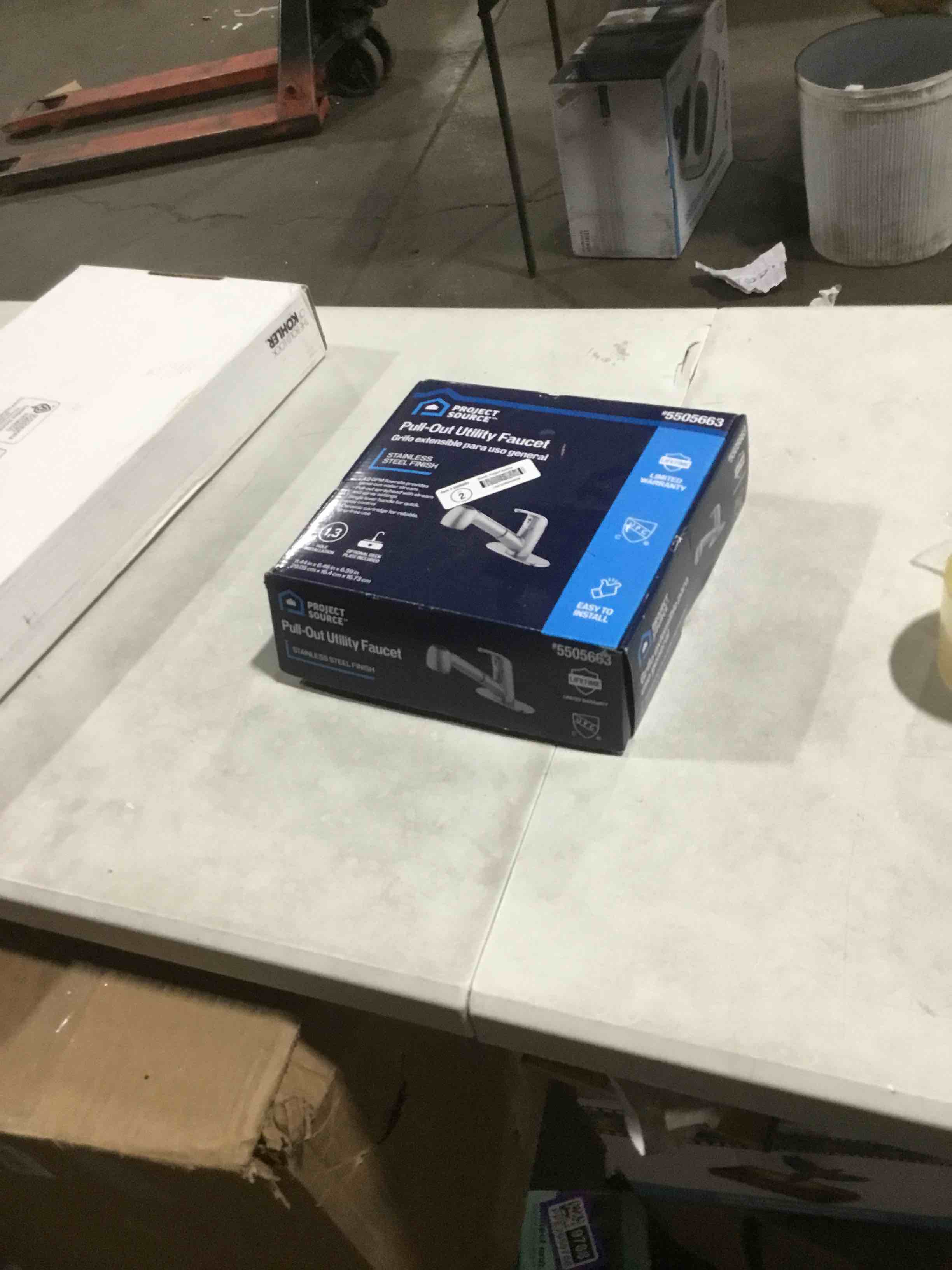 https://s3.amazonaws.com/lotting-images-prod/bidfta/PPE2057053_1739296730007.jpeg