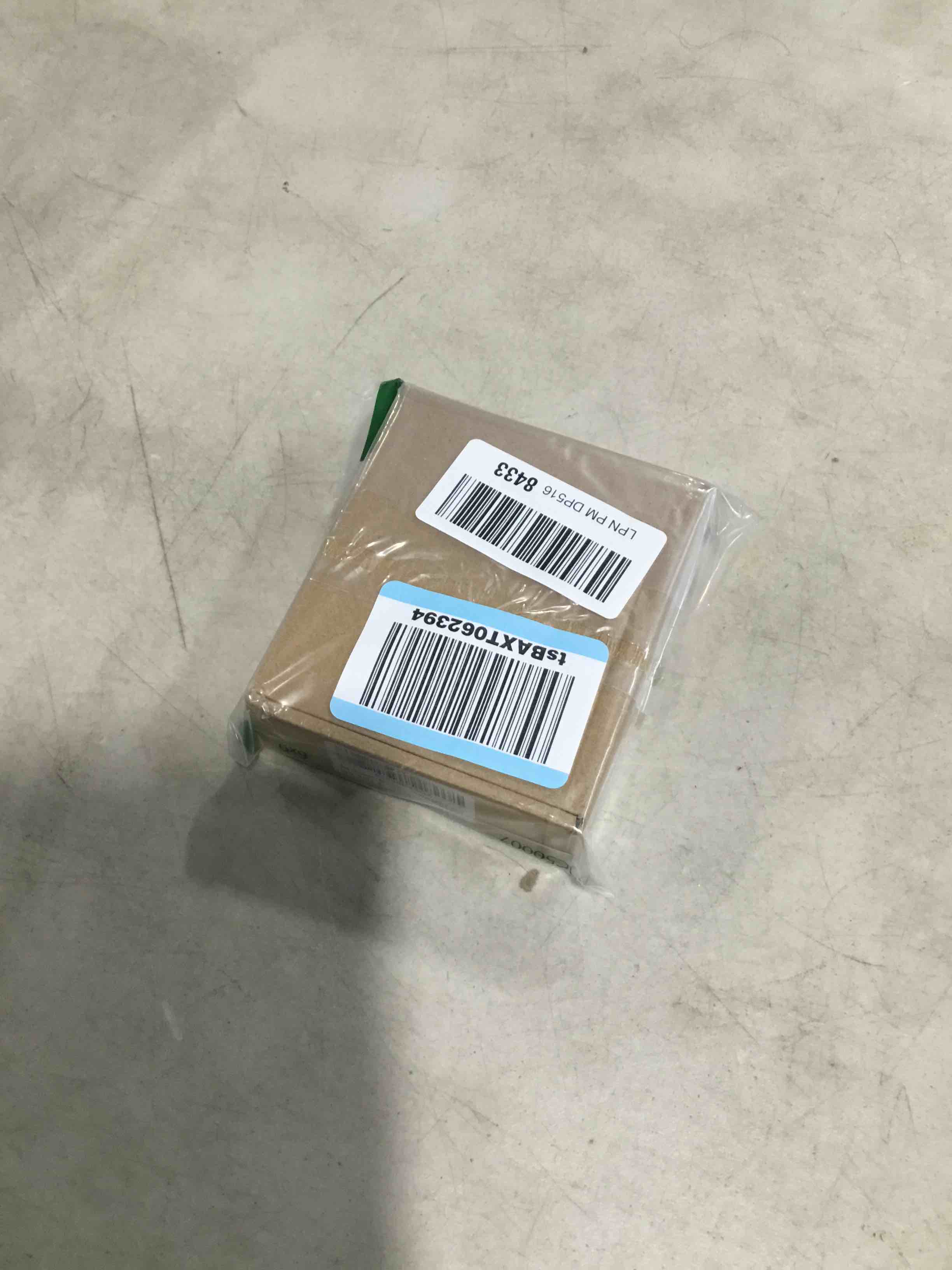https://s3.amazonaws.com/lotting-images-prod/bidfta/PPE2058436_1741111203667.jpeg