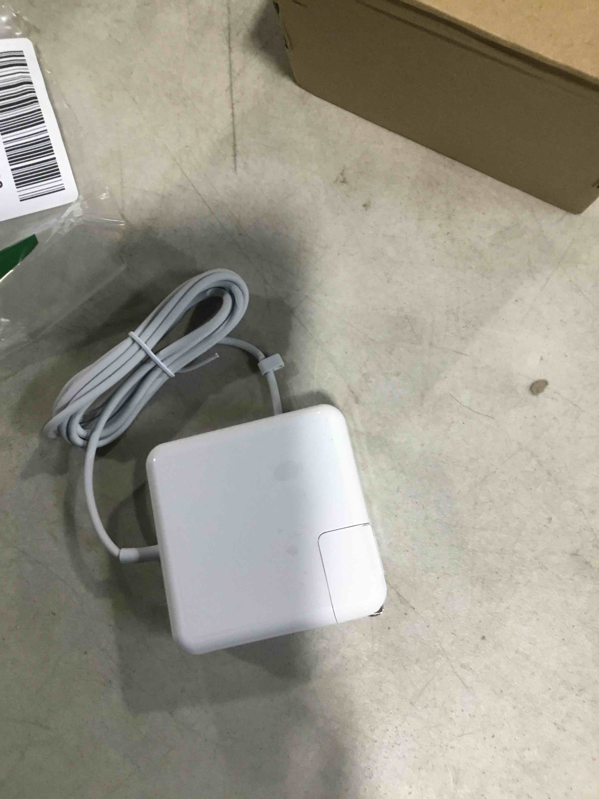 https://s3.amazonaws.com/lotting-images-prod/bidfta/PPE2058436_1741111234161.jpeg