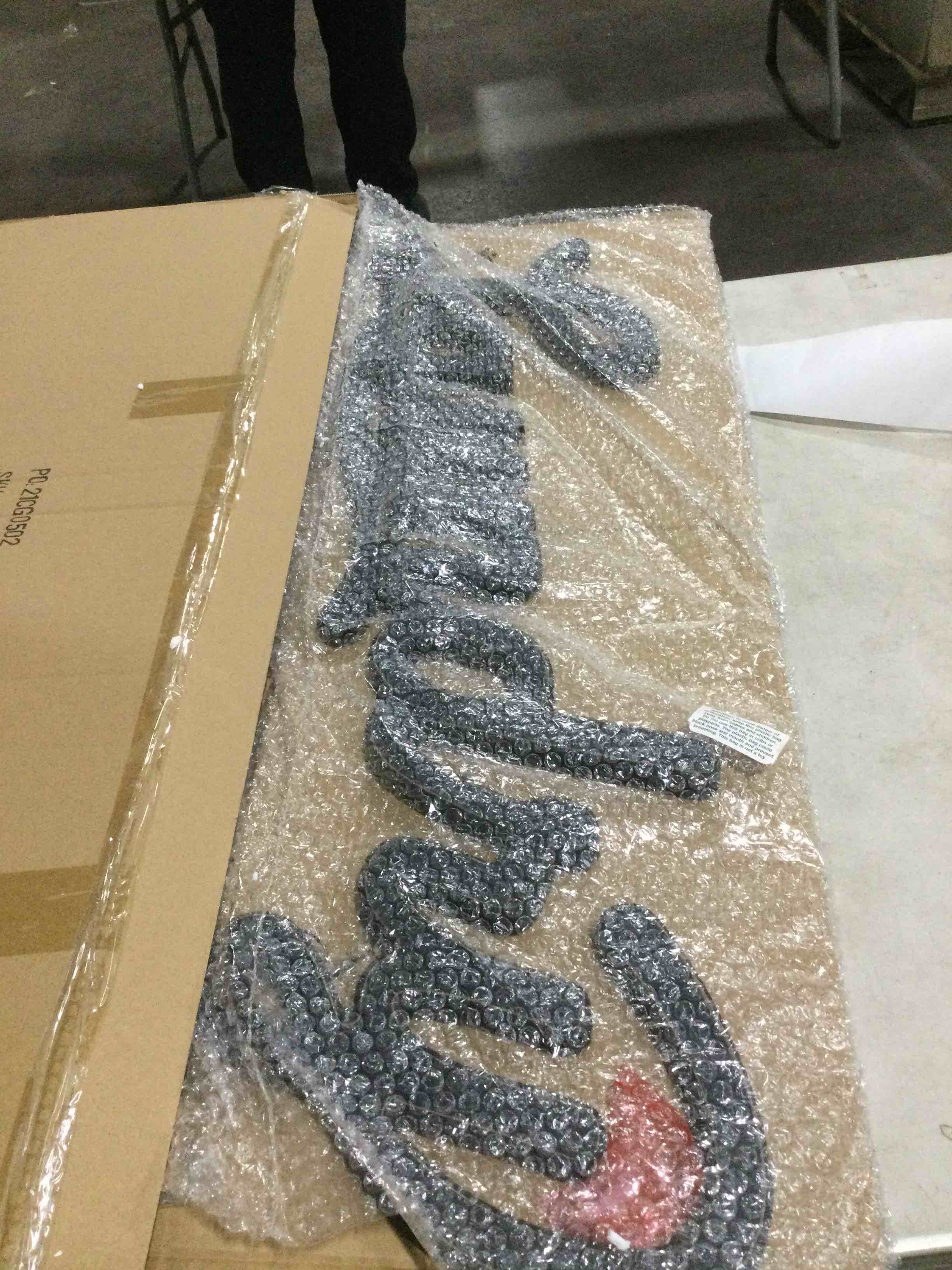 https://s3.amazonaws.com/lotting-images-prod/bidfta/PPE2058684_1741201135932.jpeg