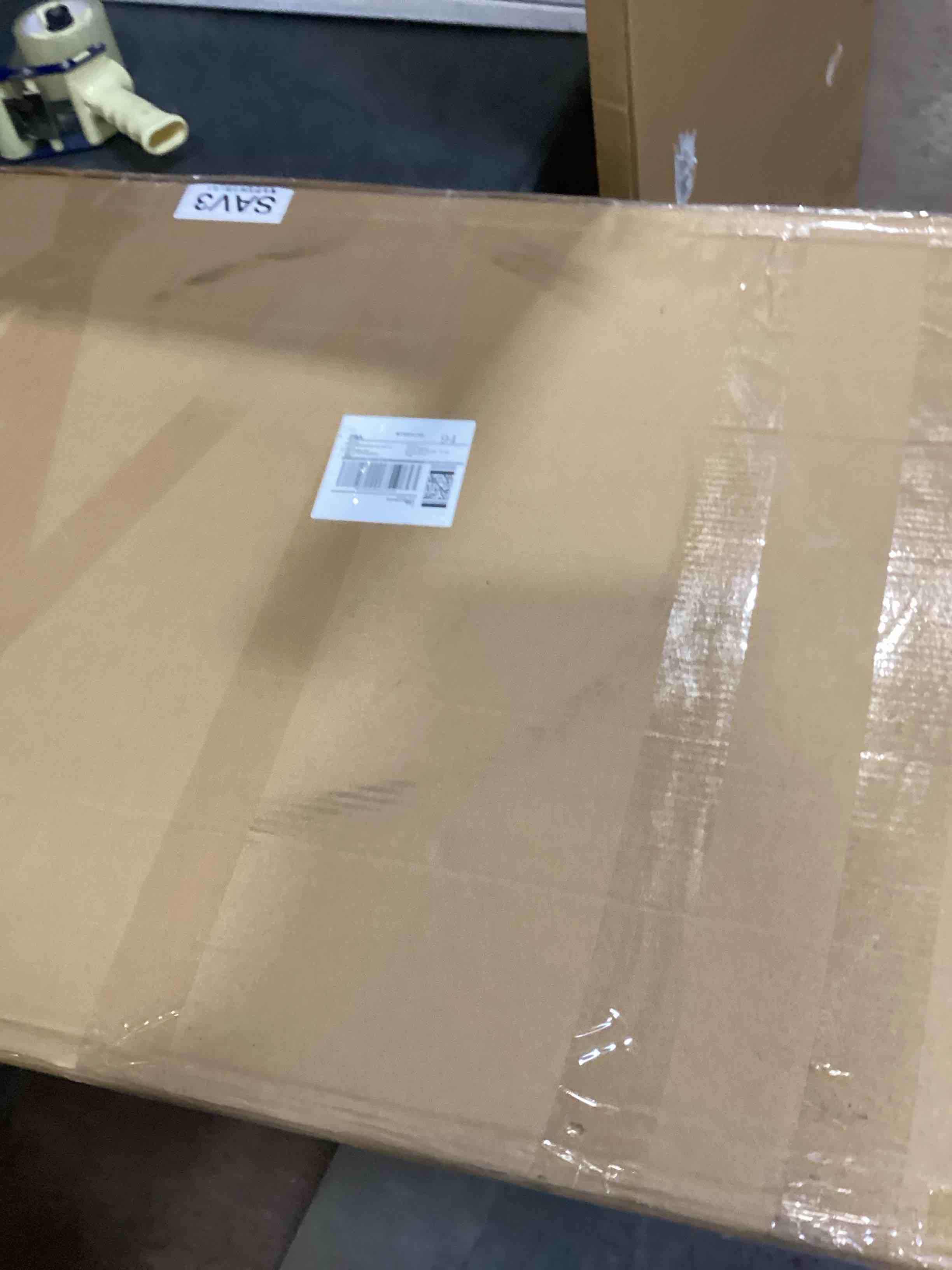 https://s3.amazonaws.com/lotting-images-prod/bidfta/PPE2059136_1738009182213.jpeg