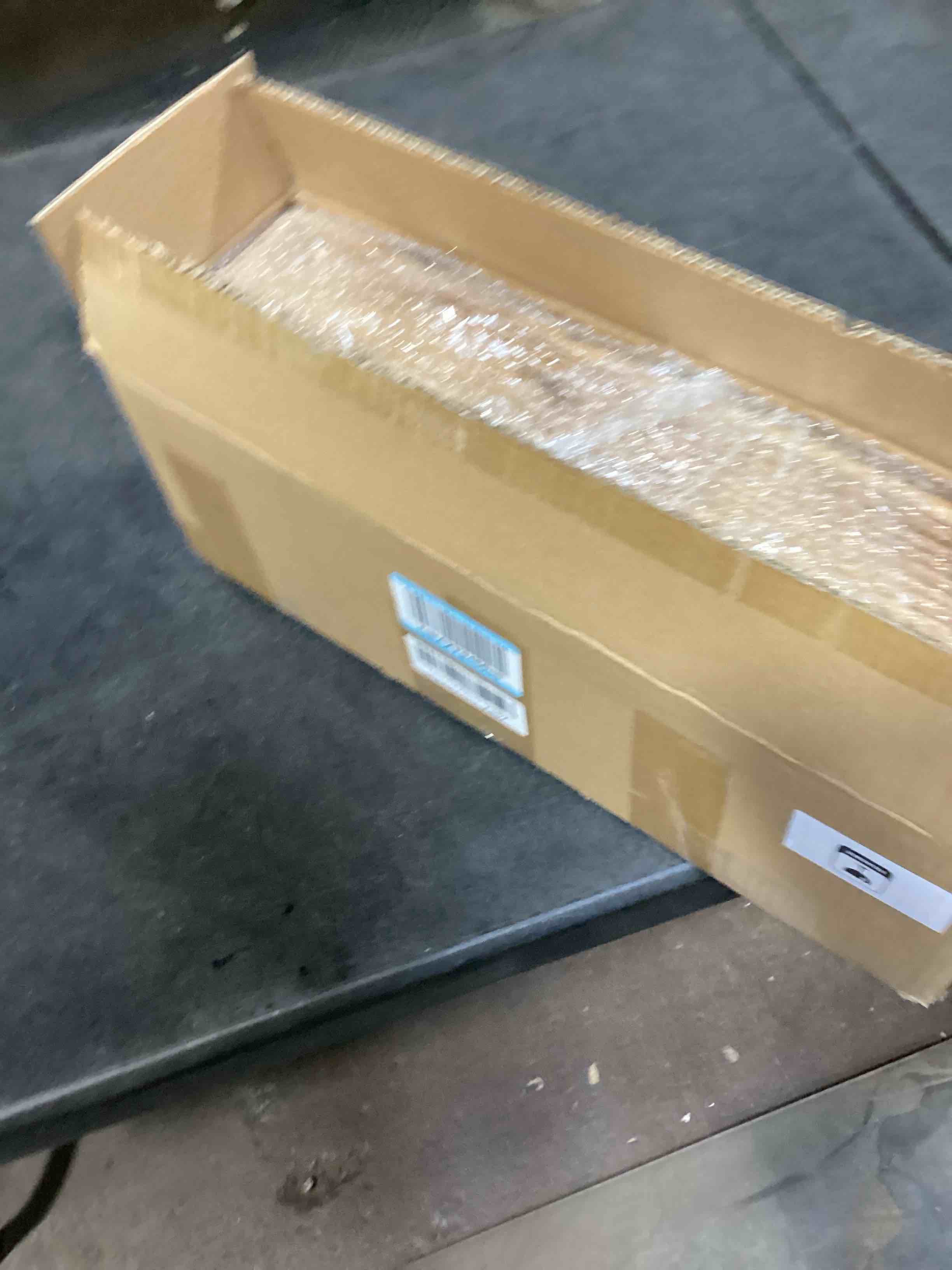https://s3.amazonaws.com/lotting-images-prod/bidfta/PPE2059400_1738162911679.jpeg