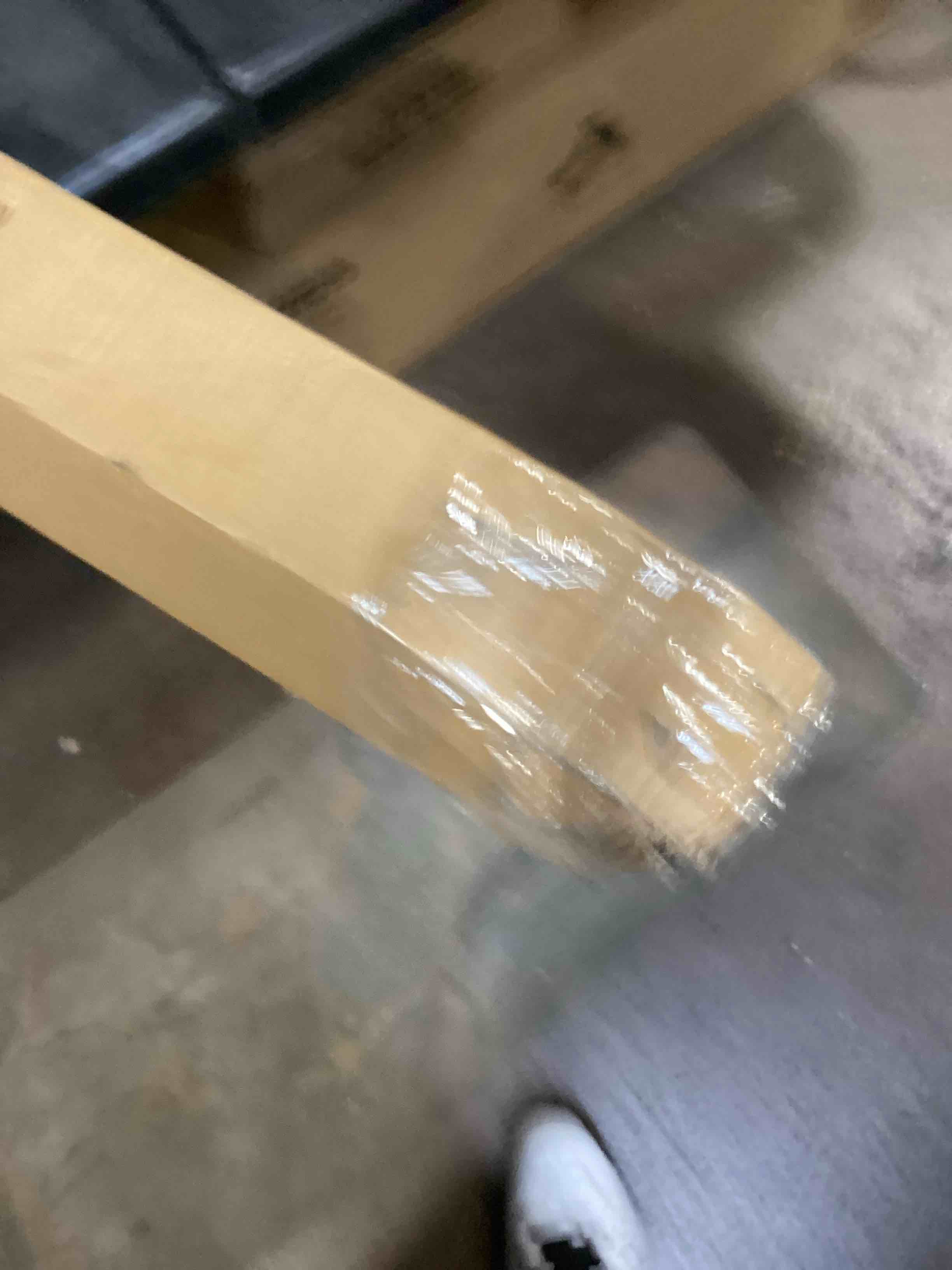 https://s3.amazonaws.com/lotting-images-prod/bidfta/PPE2059416_1738164635293.jpeg