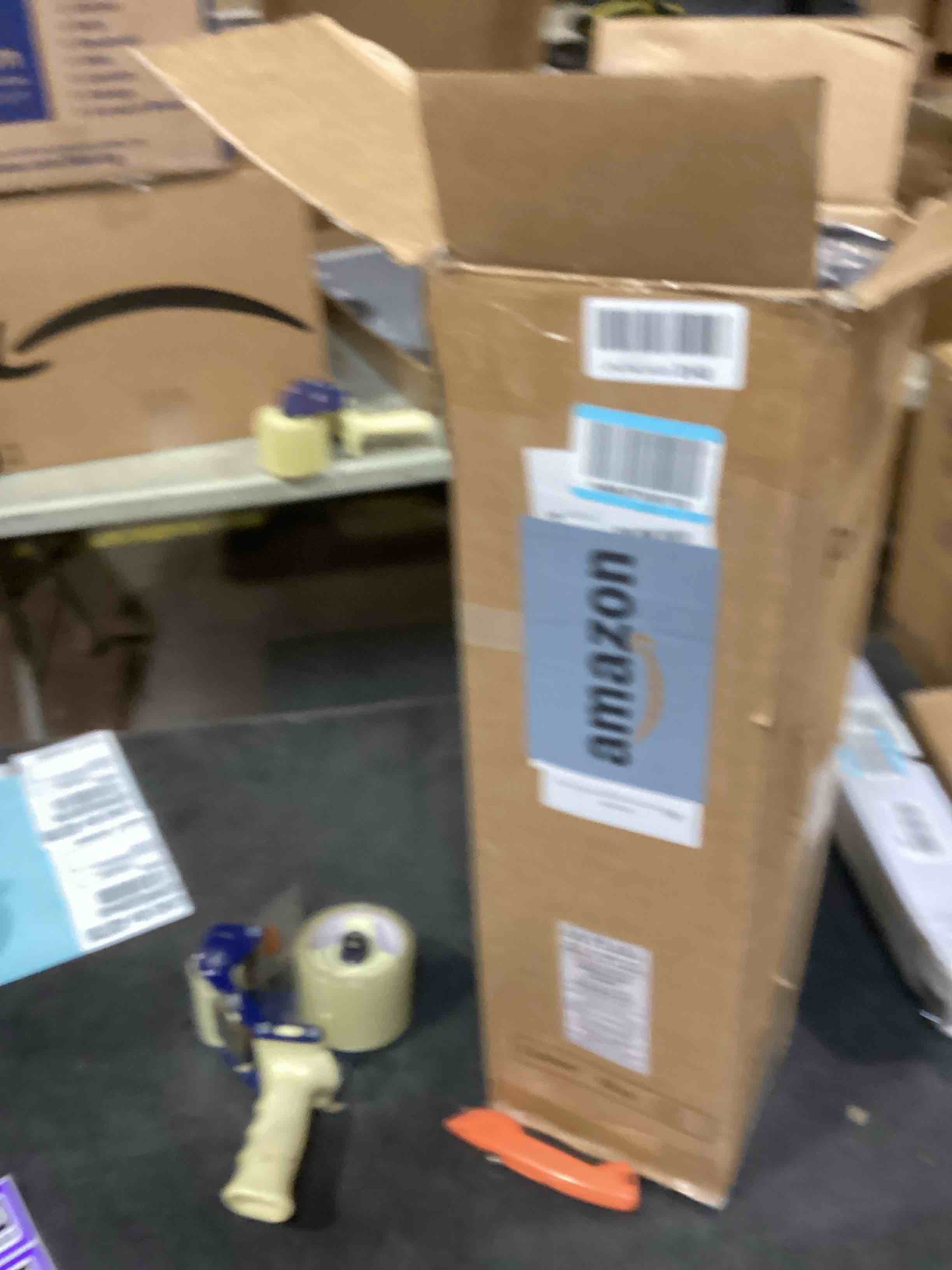 https://s3.amazonaws.com/lotting-images-prod/bidfta/PPE2059488_1738178873891.jpeg