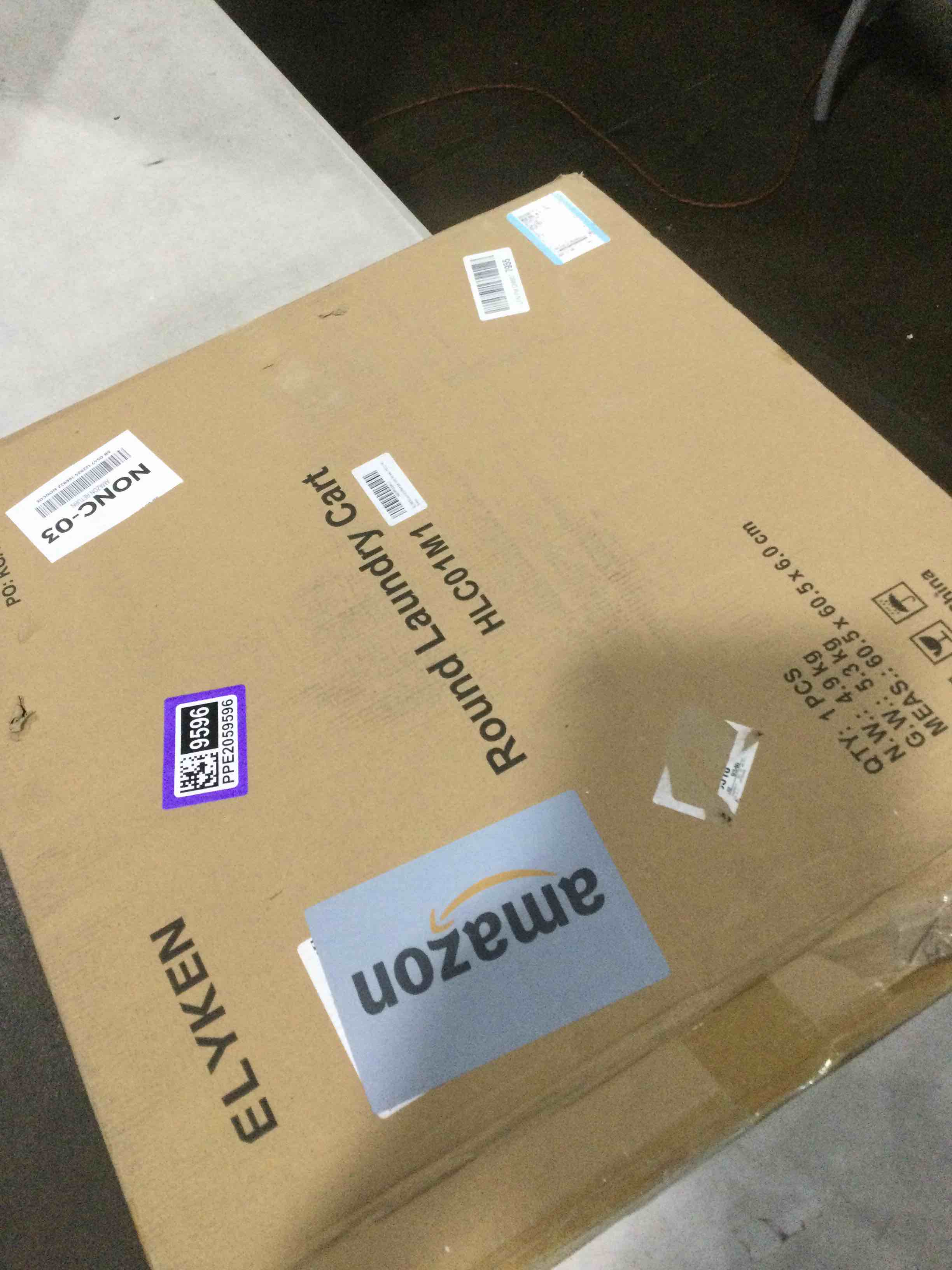 https://s3.amazonaws.com/lotting-images-prod/bidfta/PPE2059596_1738330650031.jpeg