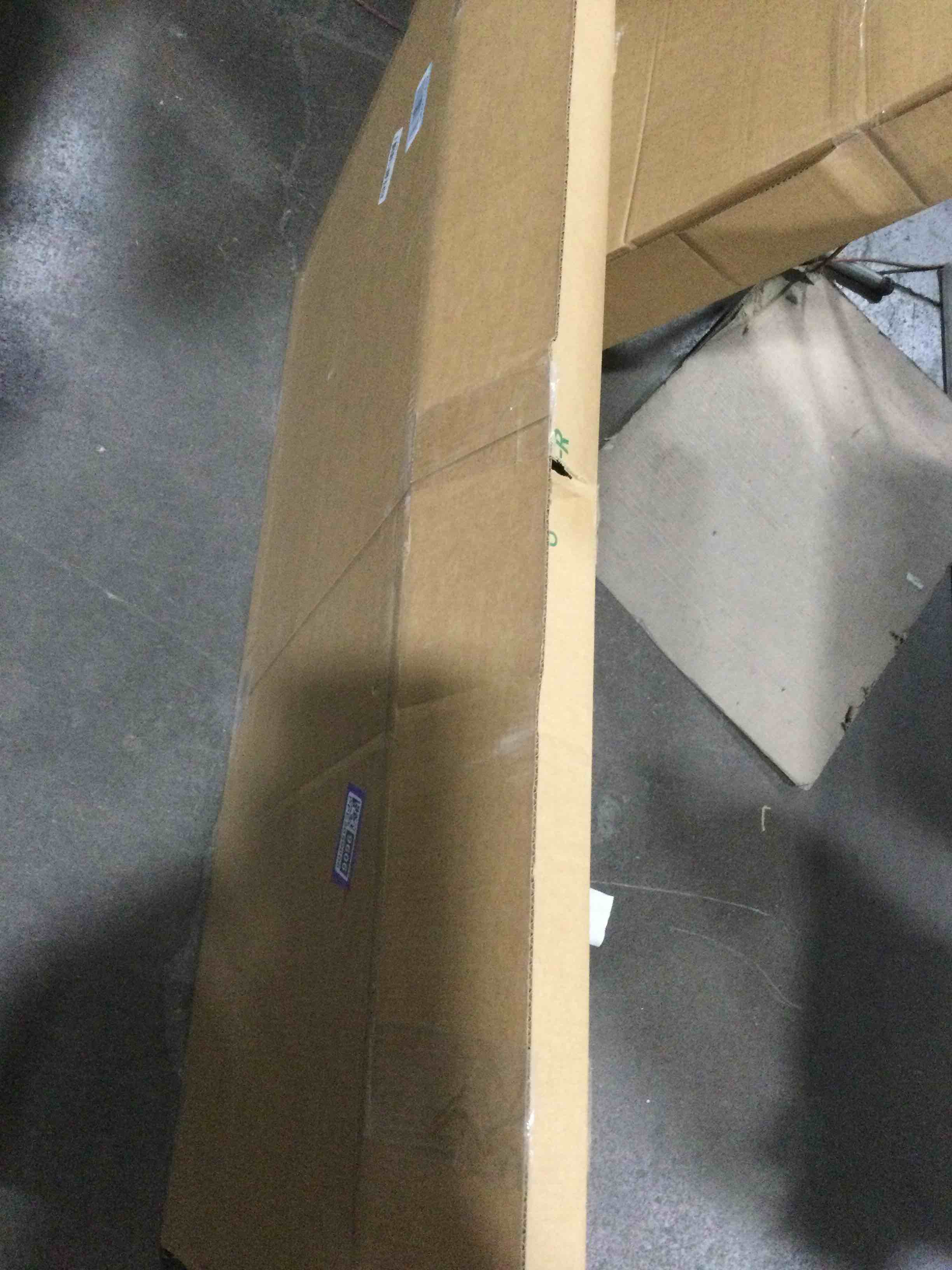 https://s3.amazonaws.com/lotting-images-prod/bidfta/PPE2059606_1738328489869.jpeg