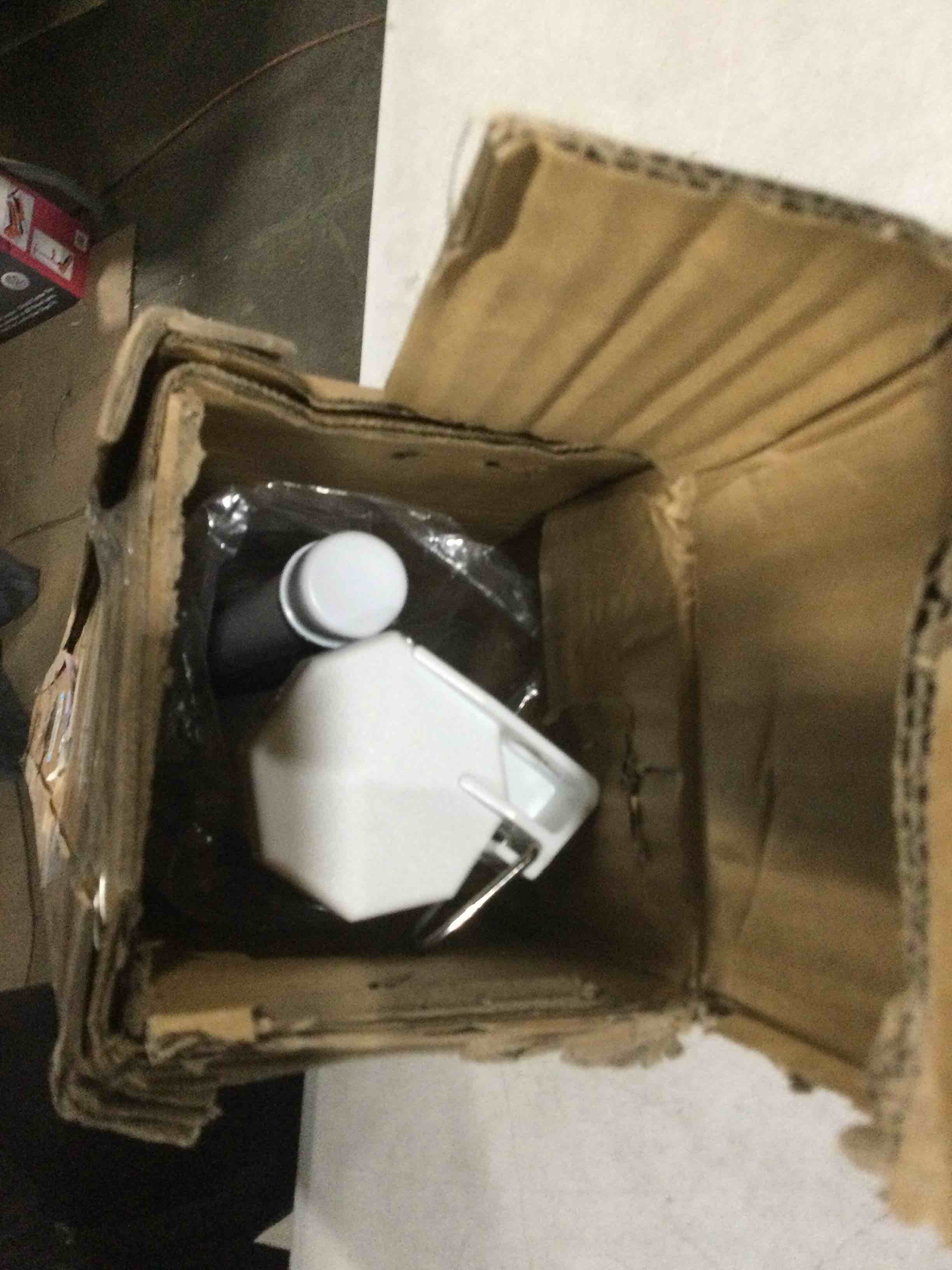https://s3.amazonaws.com/lotting-images-prod/bidfta/PPE2059648_1738264042977.jpeg