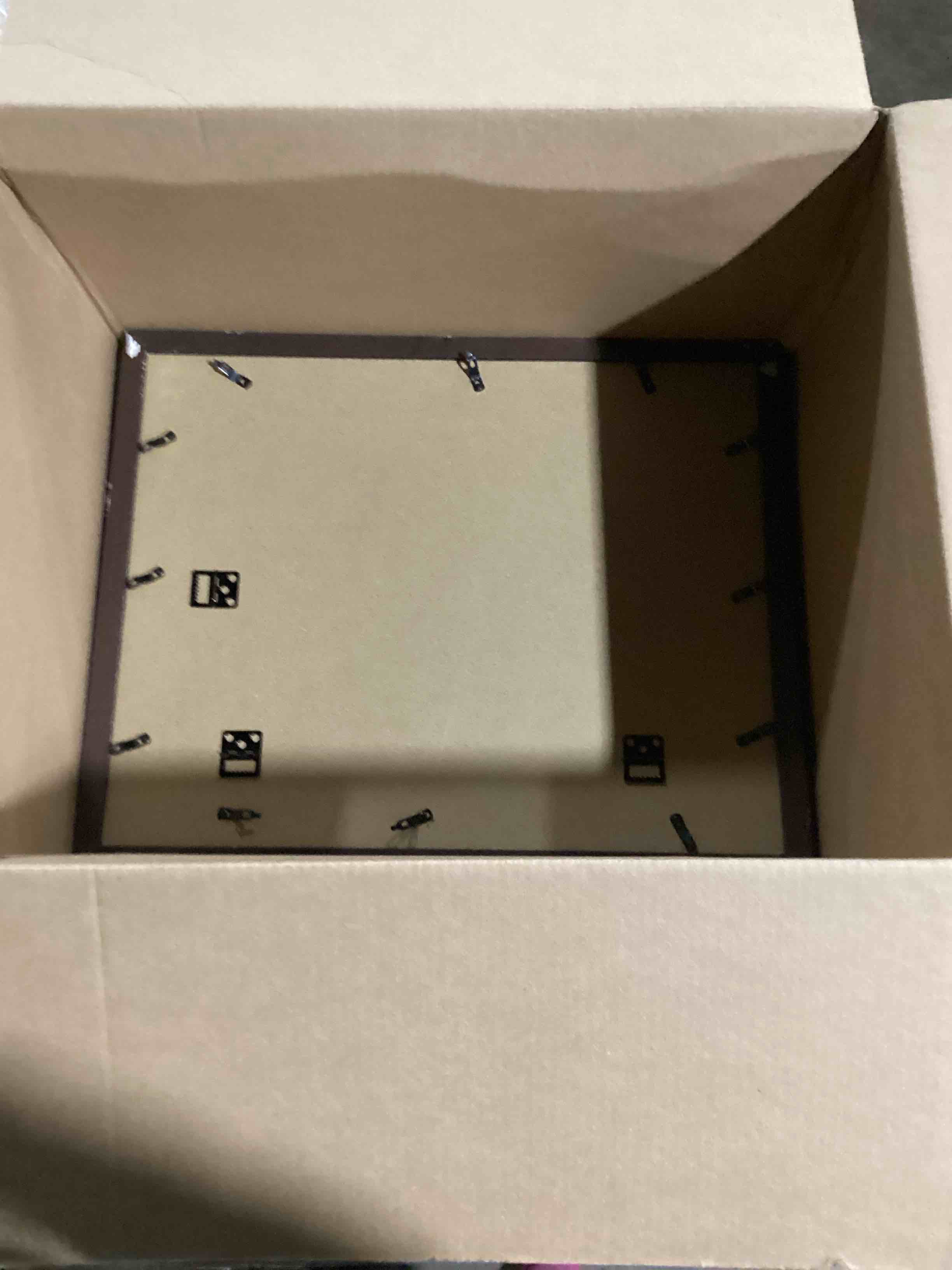 https://s3.amazonaws.com/lotting-images-prod/bidfta/PPE2060323_1739371599121.jpeg