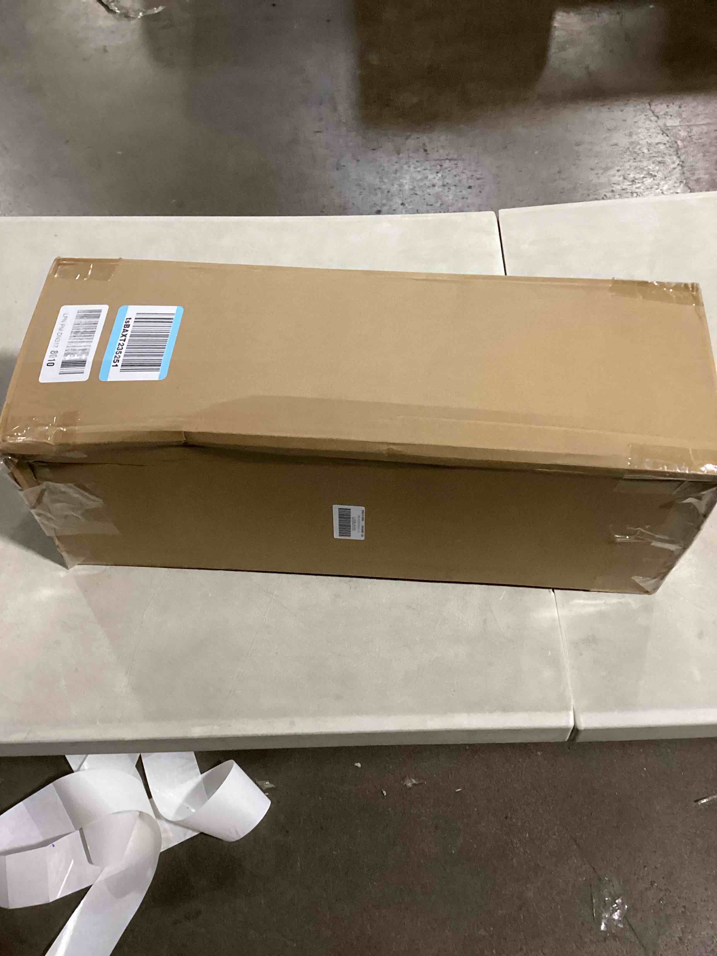 https://s3.amazonaws.com/lotting-images-prod/bidfta/PPE2060411_1739388663251.jpeg