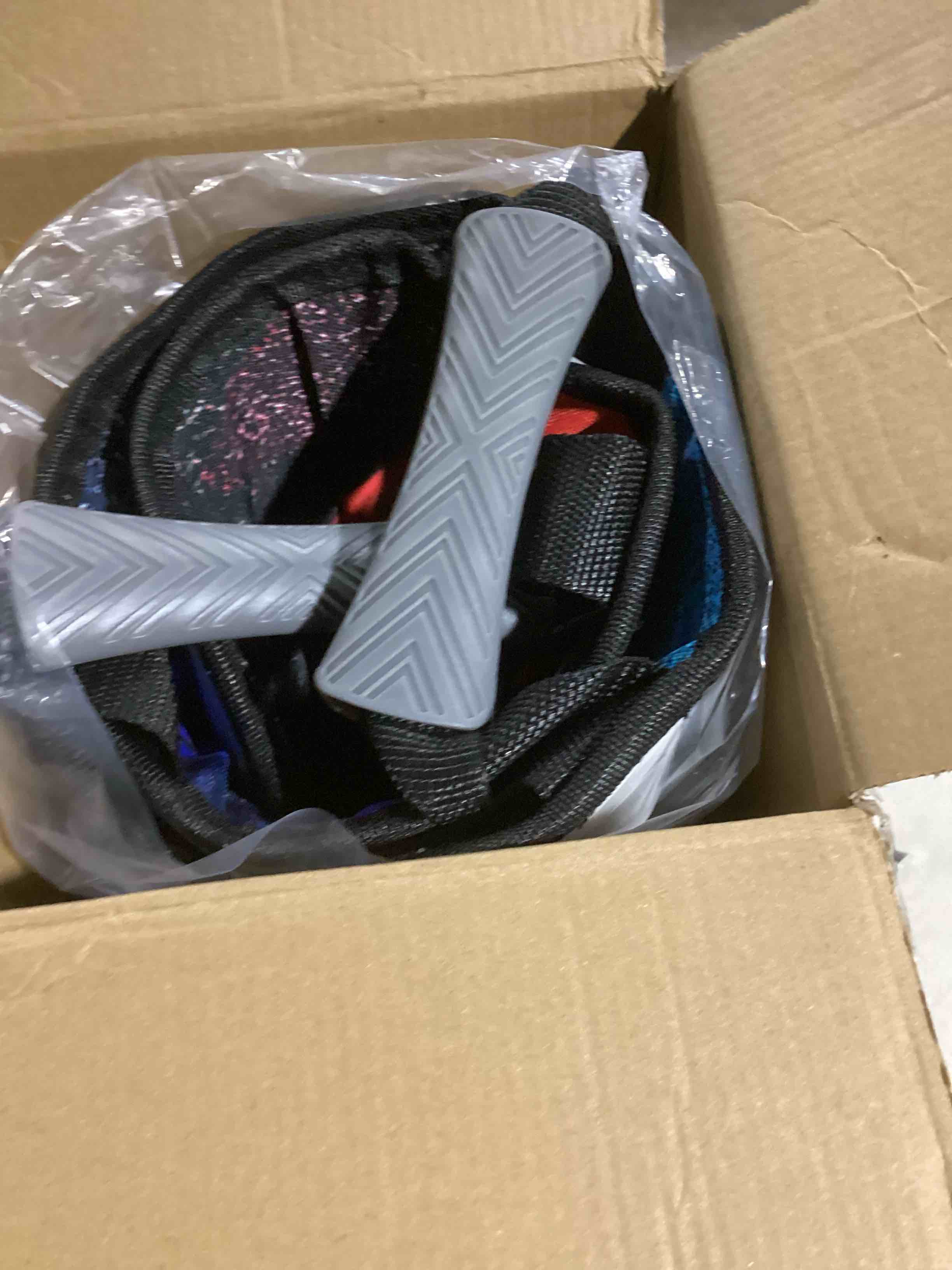 https://s3.amazonaws.com/lotting-images-prod/bidfta/PPE2060411_1739388702978.jpeg