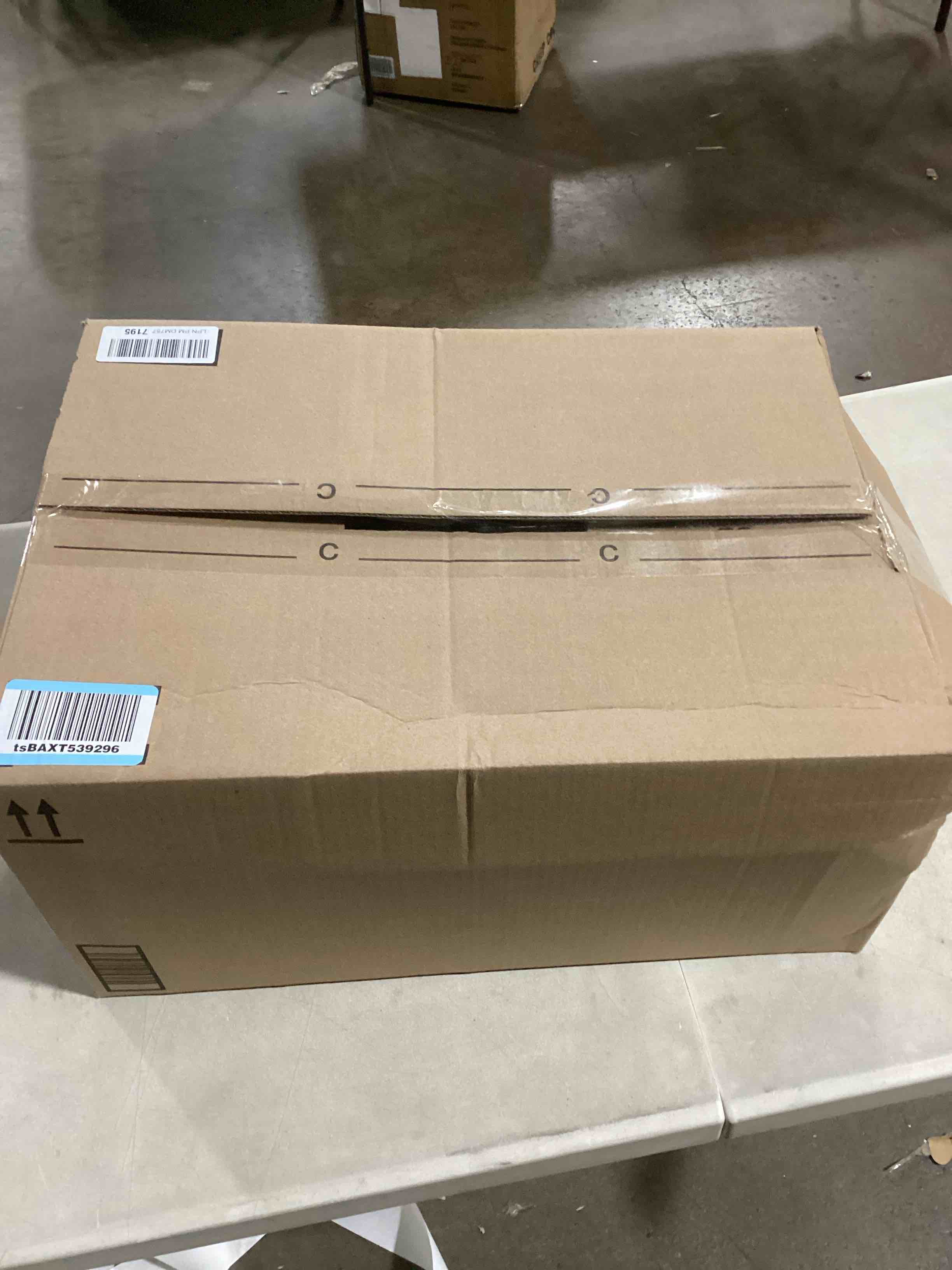 https://s3.amazonaws.com/lotting-images-prod/bidfta/PPE2060413_1739389061033.jpeg