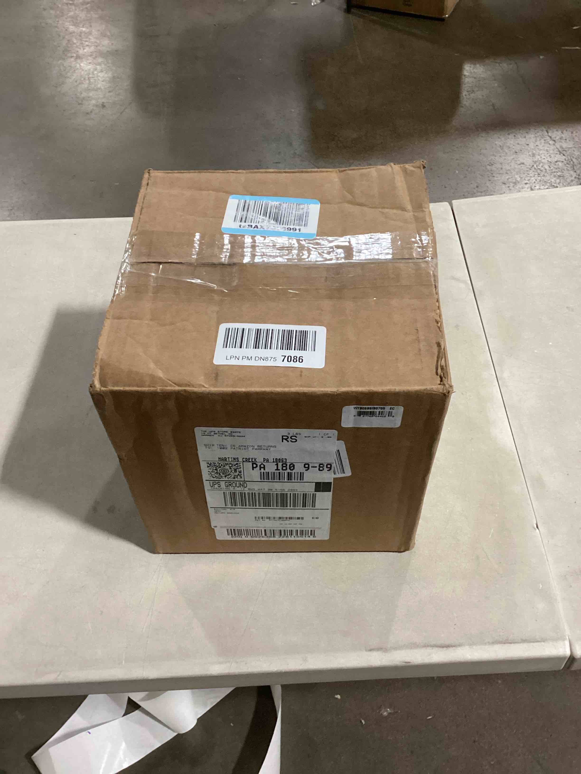 https://s3.amazonaws.com/lotting-images-prod/bidfta/PPE2060414_1739389177788.jpeg