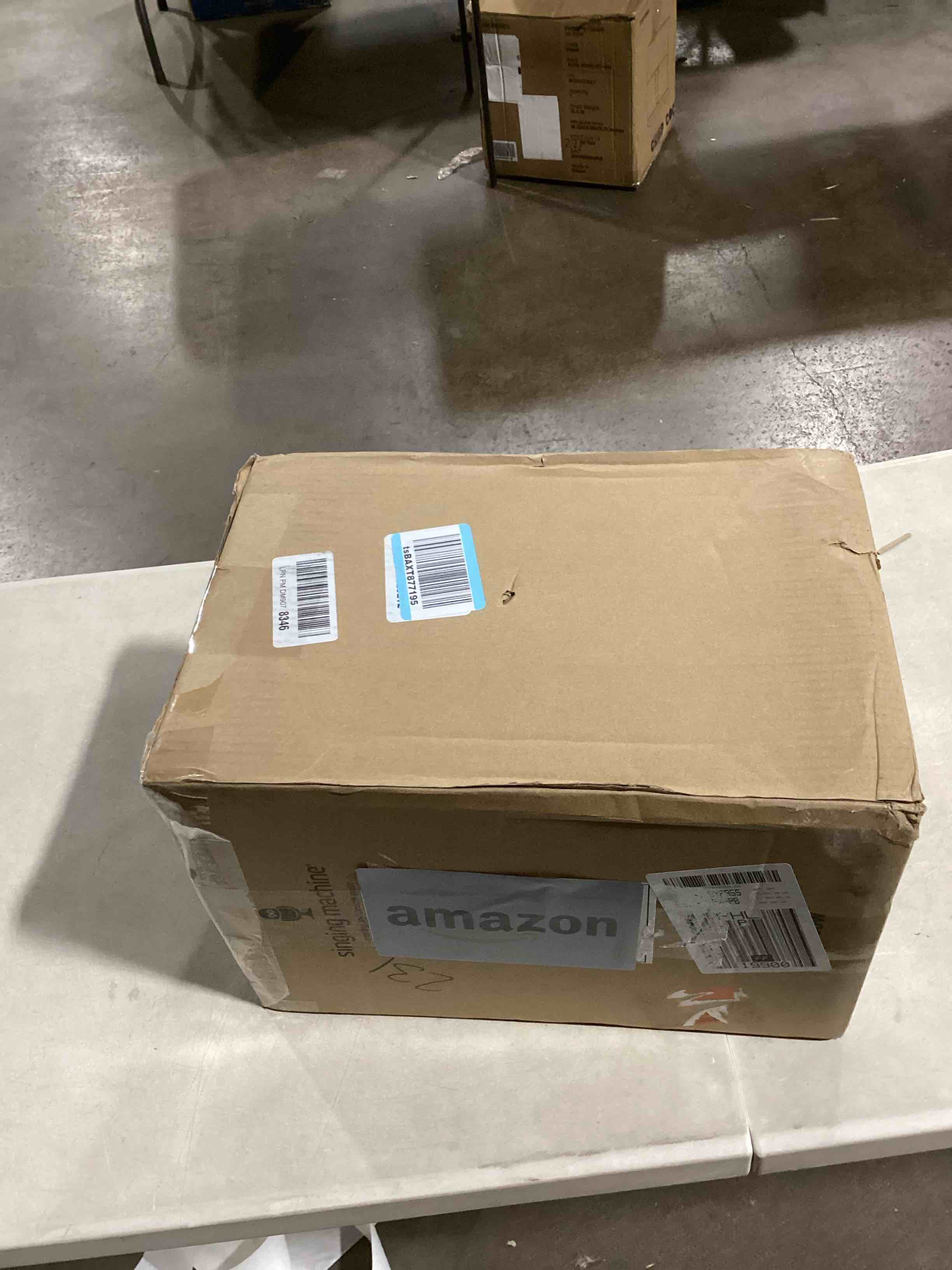 https://s3.amazonaws.com/lotting-images-prod/bidfta/PPE2060415_1739389278528.jpeg