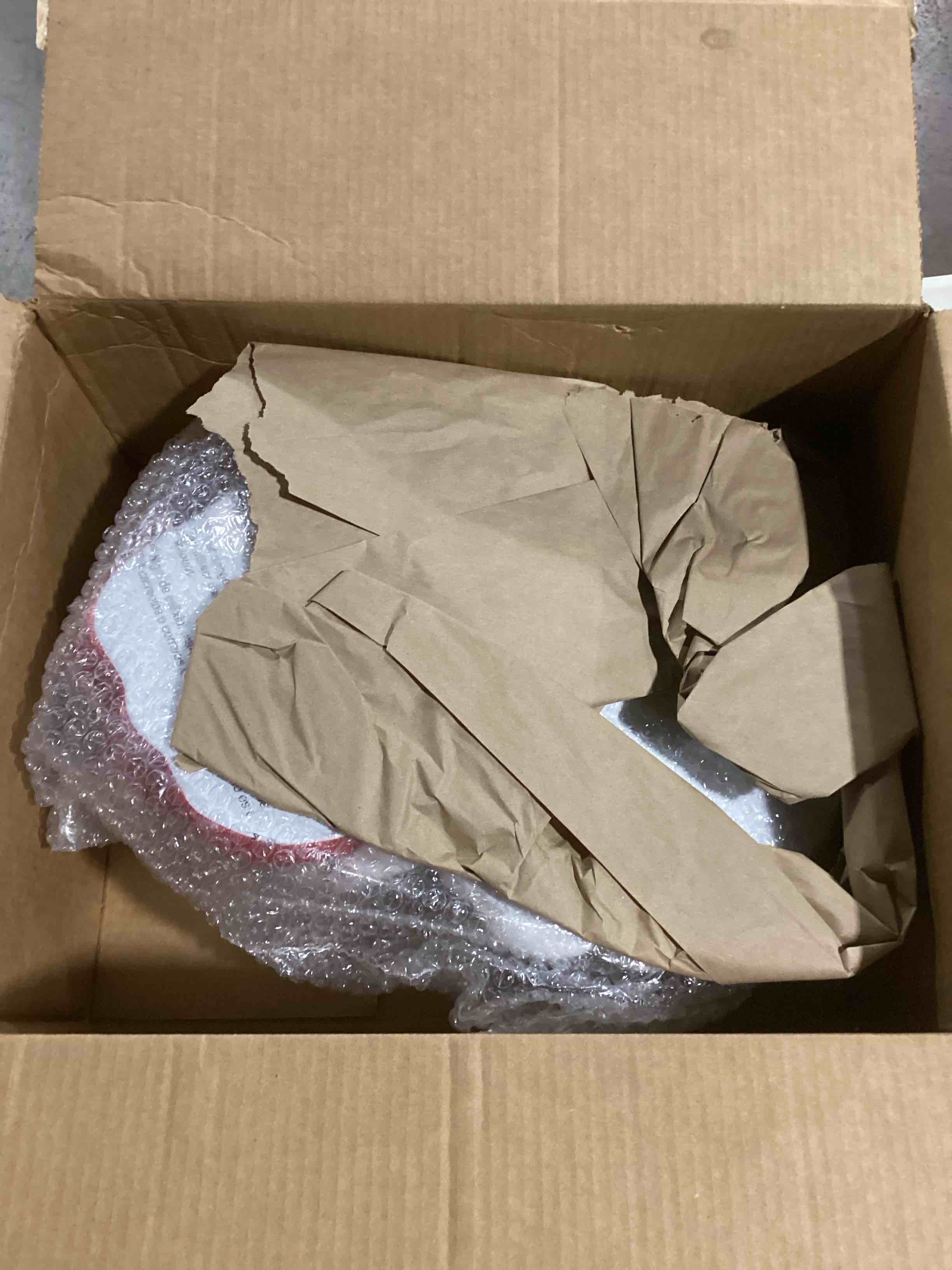 https://s3.amazonaws.com/lotting-images-prod/bidfta/PPE2060417_1739389520209.jpeg