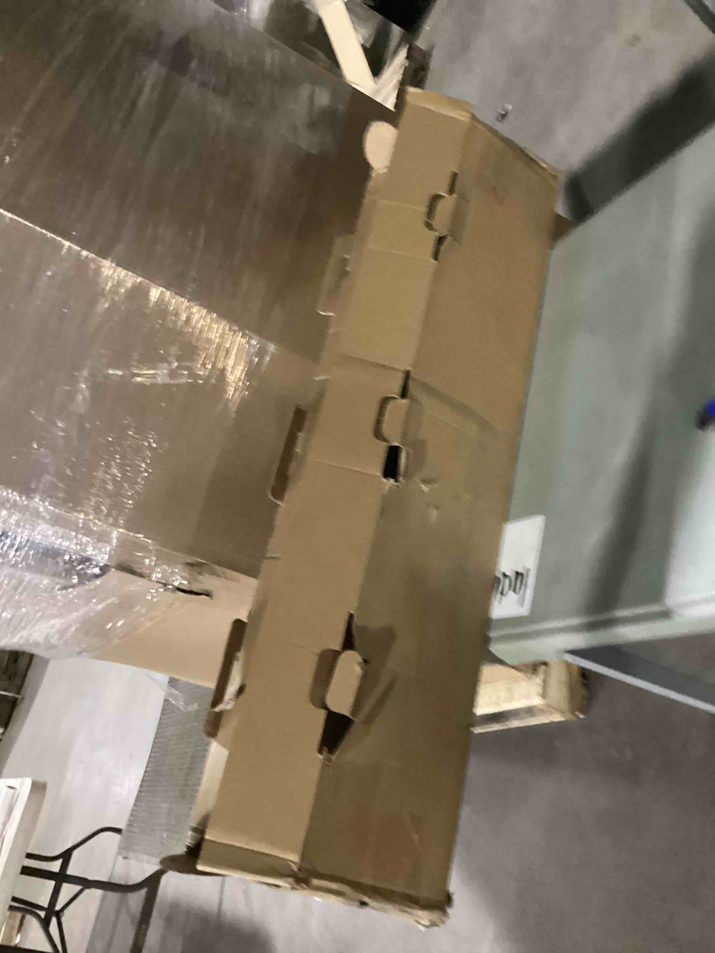 https://s3.amazonaws.com/lotting-images-prod/bidfta/PPE2061224_1741007199648.jpeg