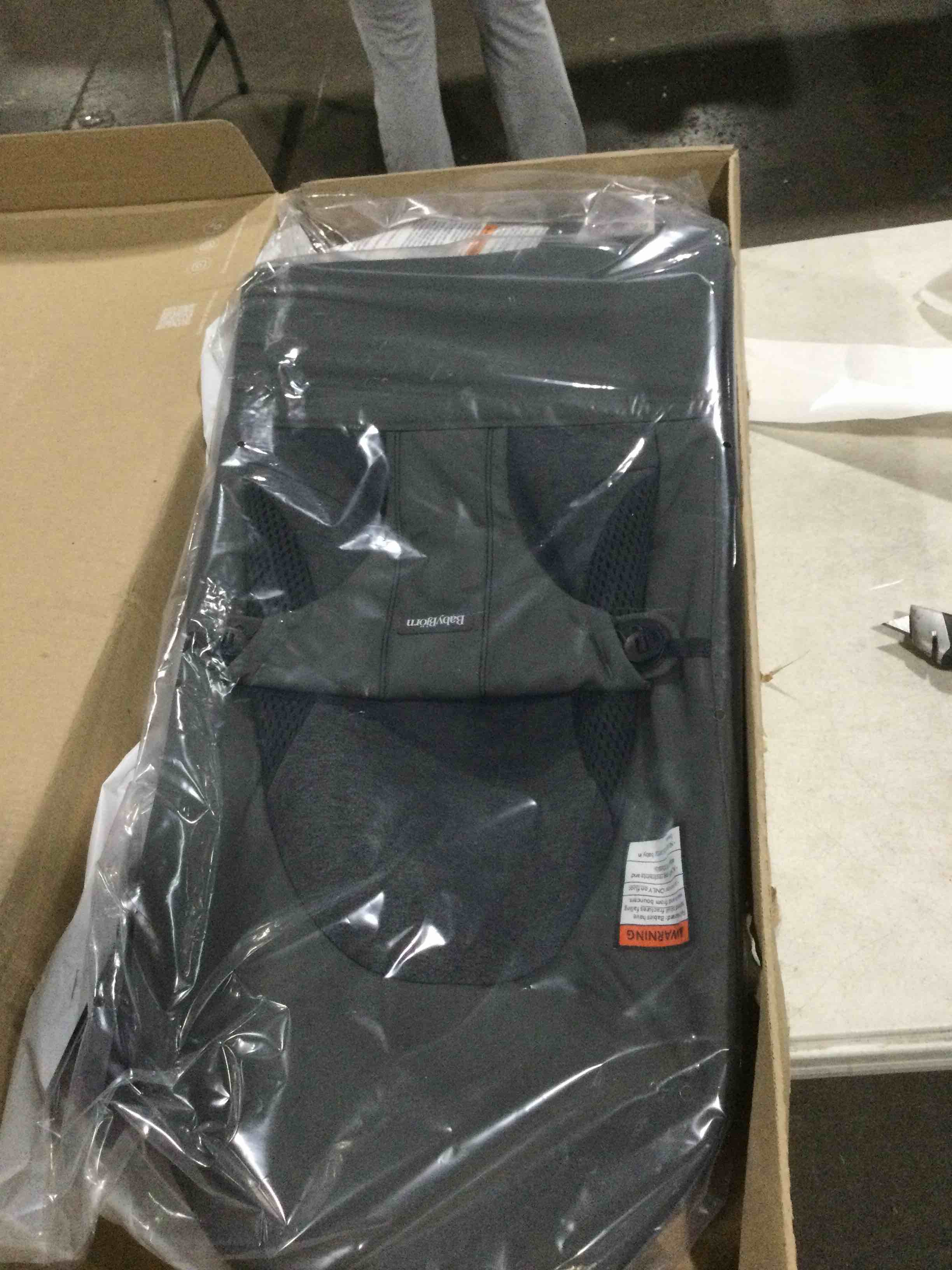 https://s3.amazonaws.com/lotting-images-prod/bidfta/PPE2061882_1741782061081.jpeg
