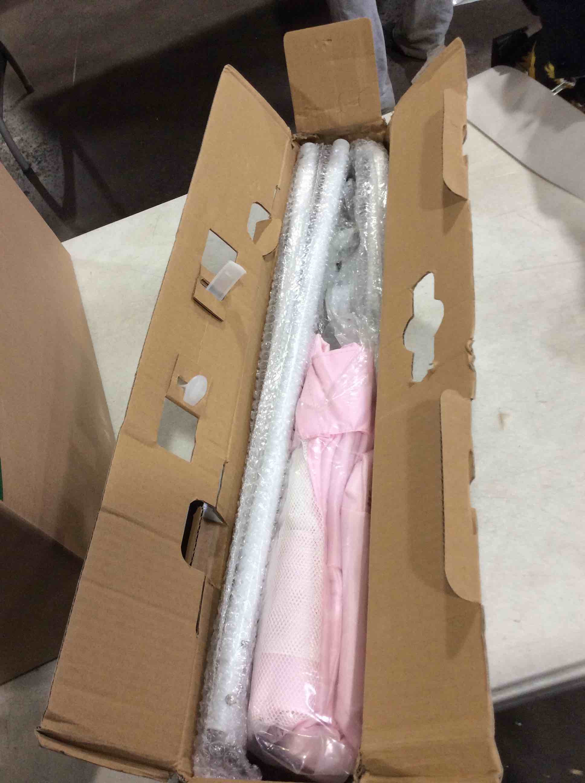 https://s3.amazonaws.com/lotting-images-prod/bidfta/PPE2061999_1741803840802.jpeg