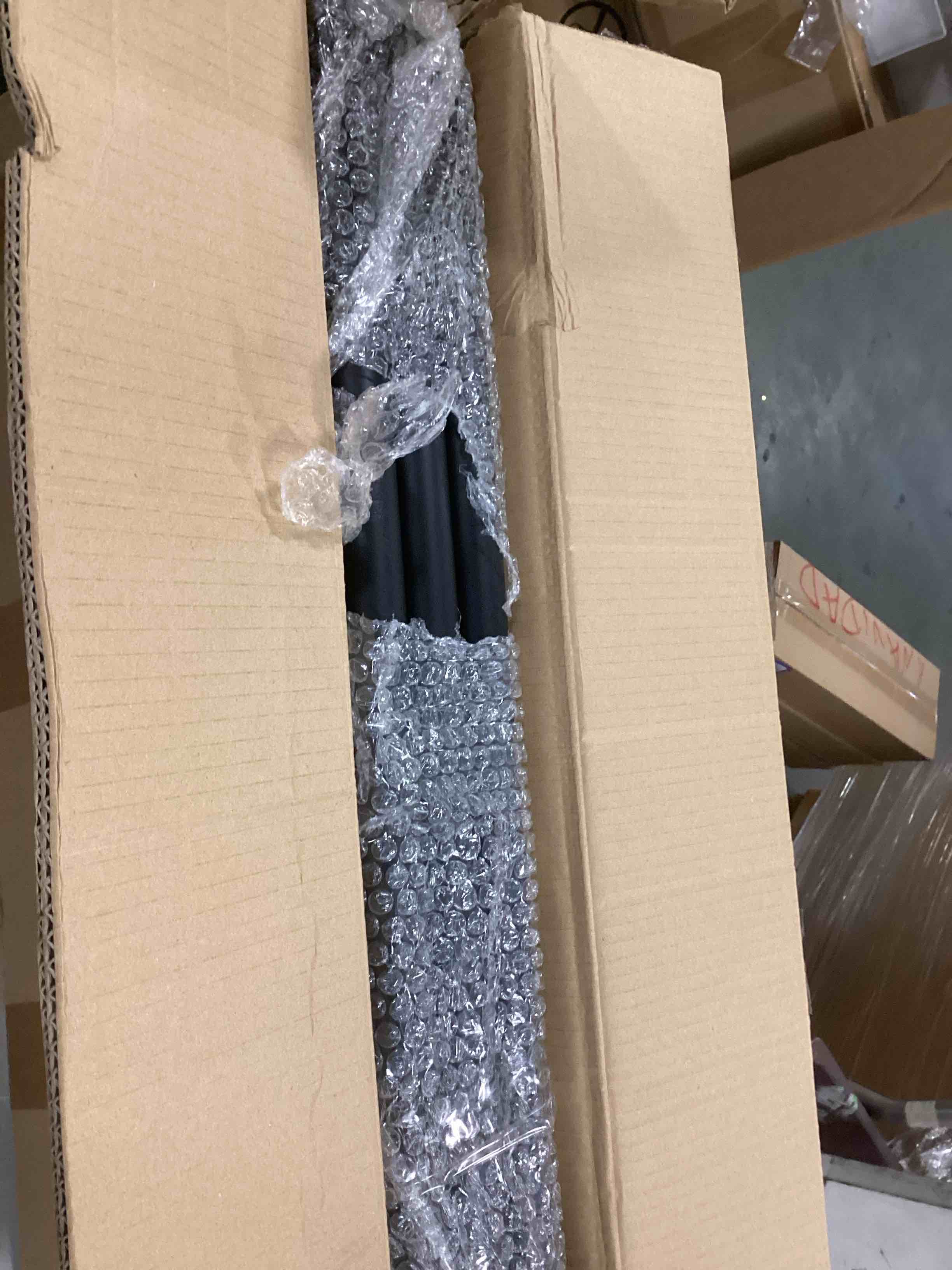 https://s3.amazonaws.com/lotting-images-prod/bidfta/PPE2062063_1738687584681.jpeg