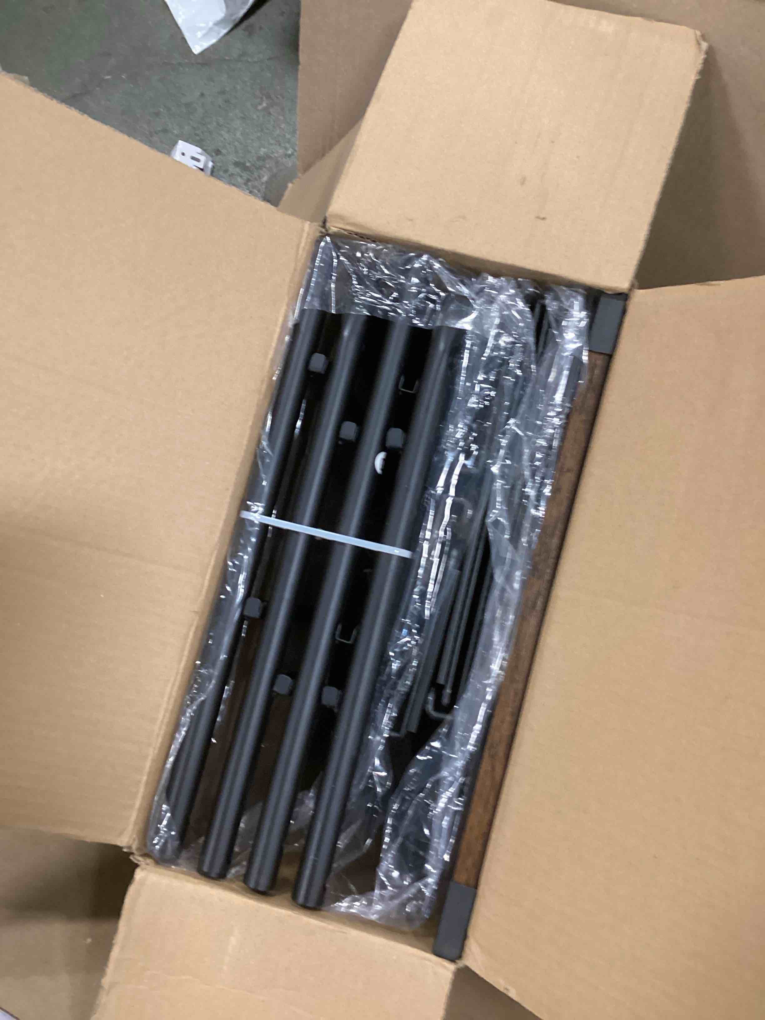 https://s3.amazonaws.com/lotting-images-prod/bidfta/PPE2062114_1738694948169.jpeg