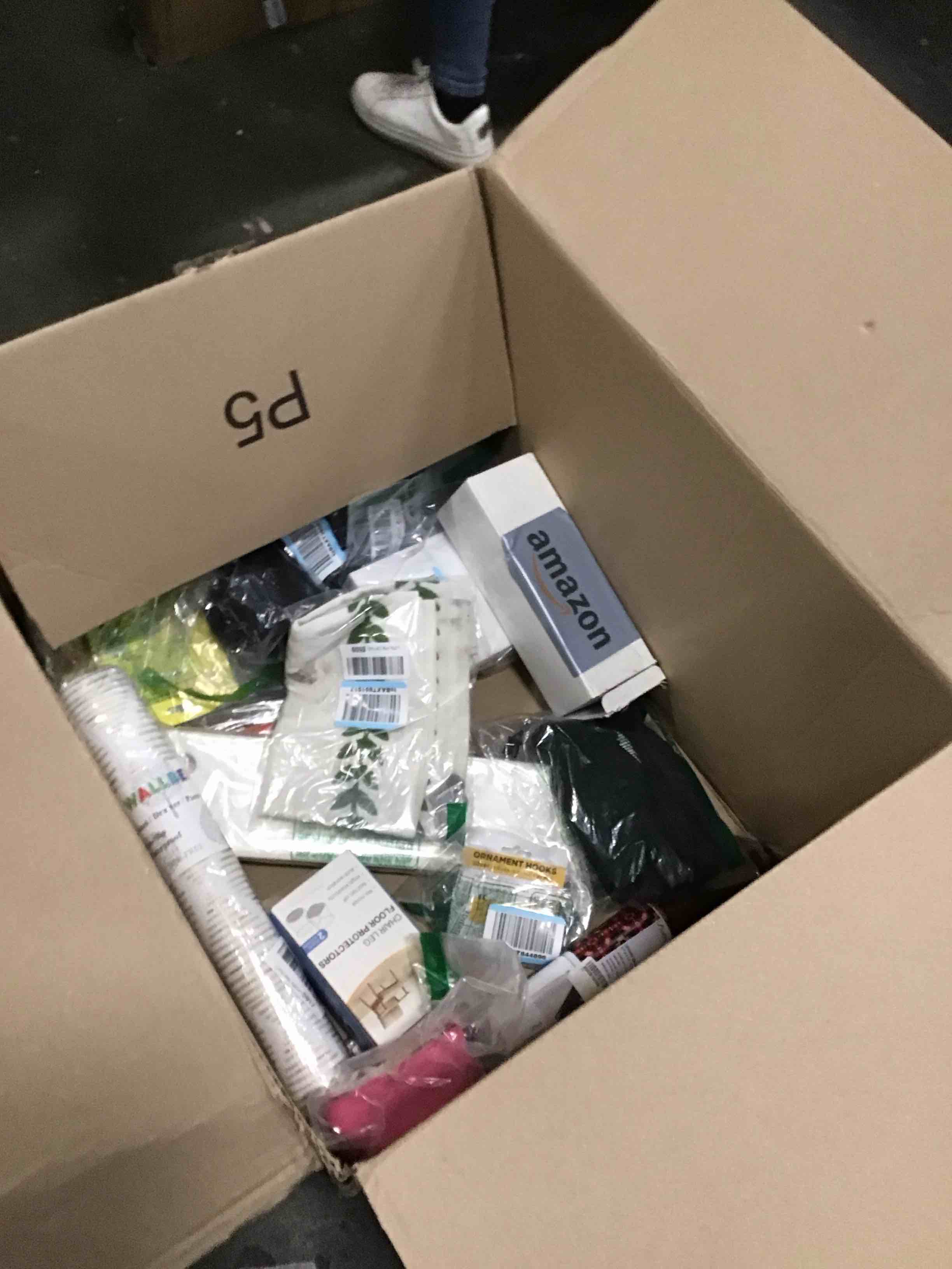 https://s3.amazonaws.com/lotting-images-prod/bidfta/PPE2062380_1738859276592.jpeg