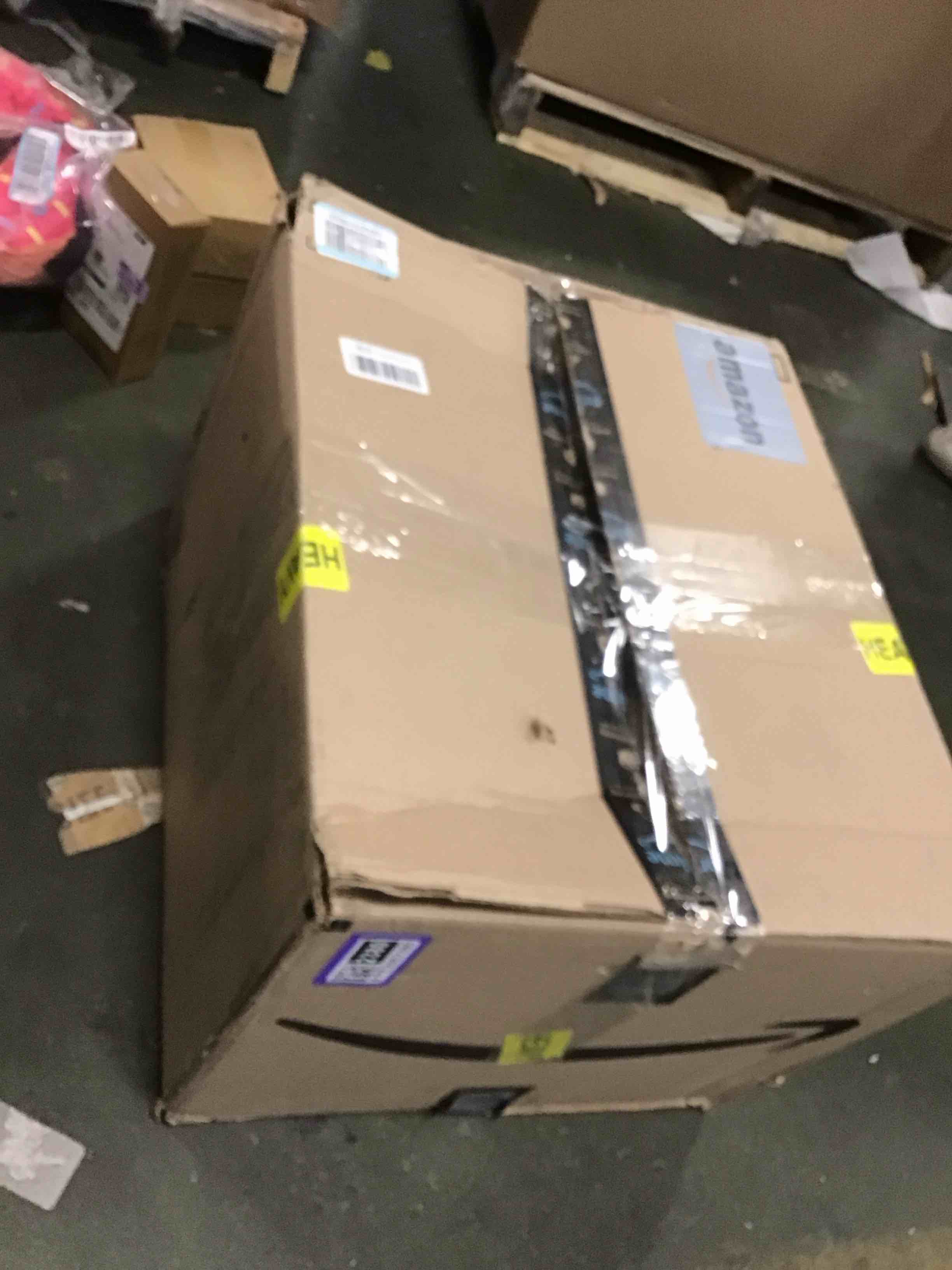 https://s3.amazonaws.com/lotting-images-prod/bidfta/PPE2062380_1738859303065.jpeg