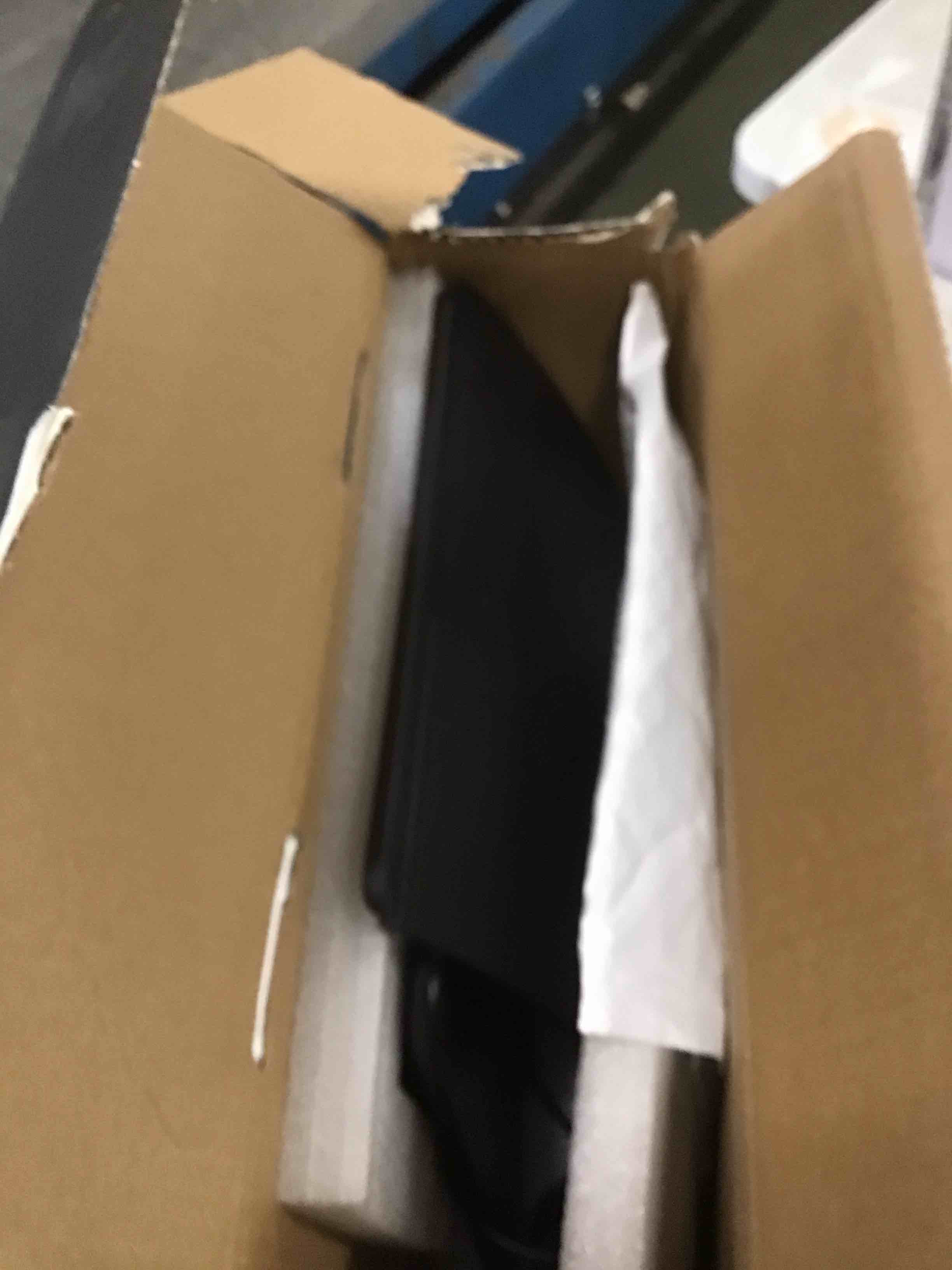 https://s3.amazonaws.com/lotting-images-prod/bidfta/PPE2062403_1738861299024.jpeg