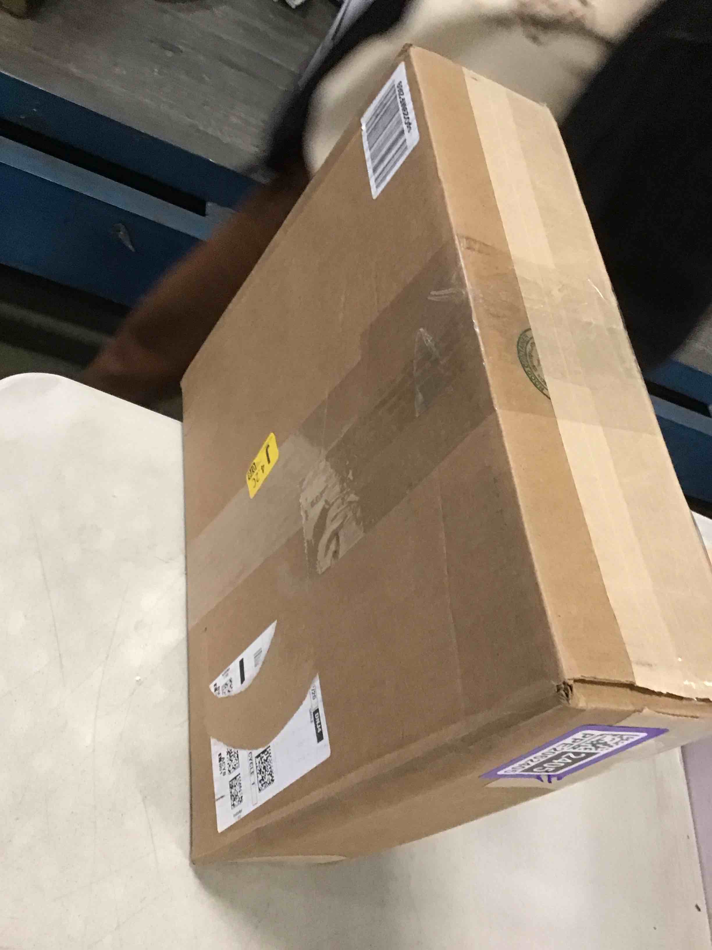 https://s3.amazonaws.com/lotting-images-prod/bidfta/PPE2062405_1738861475809.jpeg
