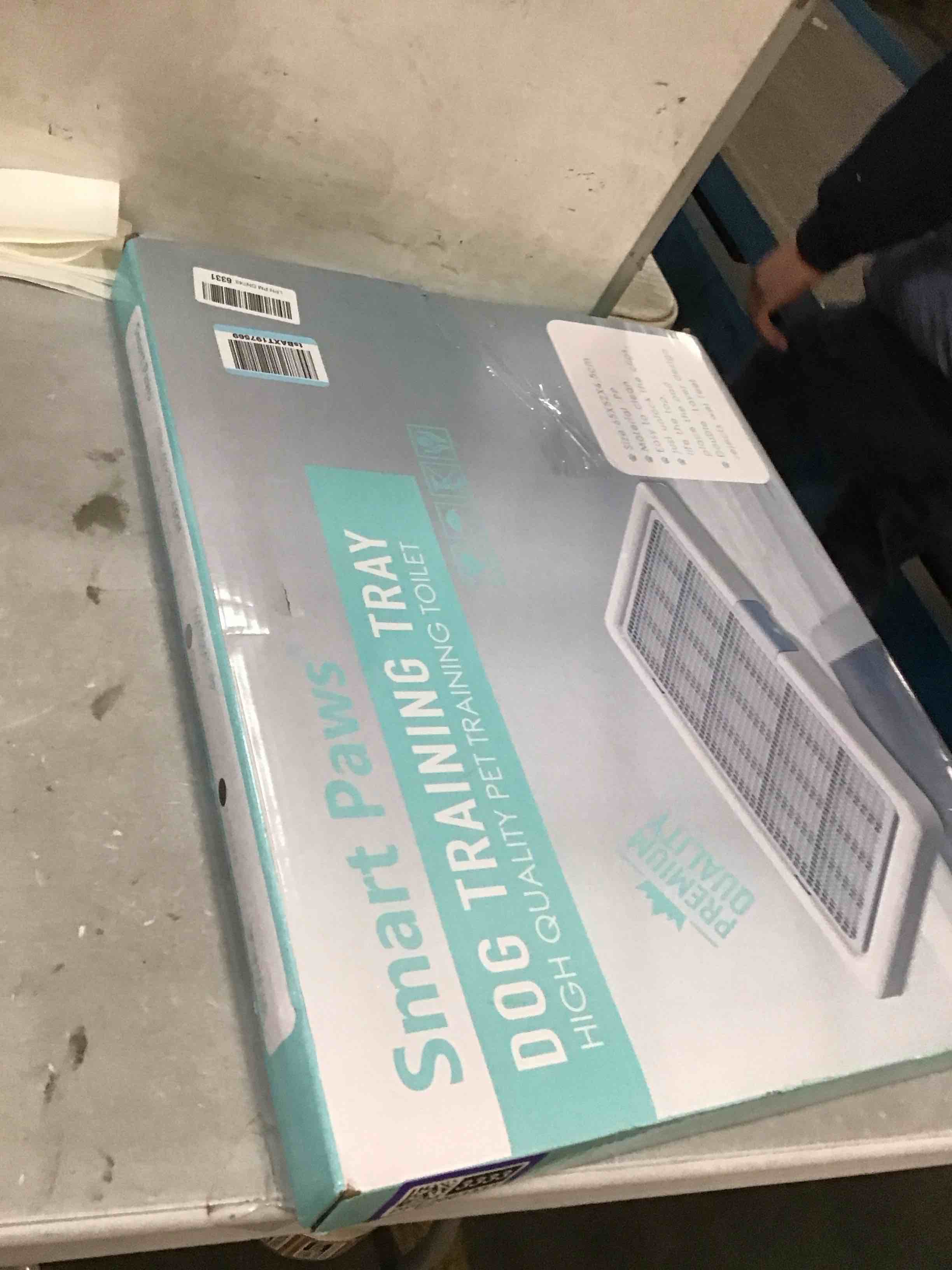 https://s3.amazonaws.com/lotting-images-prod/bidfta/PPE2063333_1739376644270.jpeg