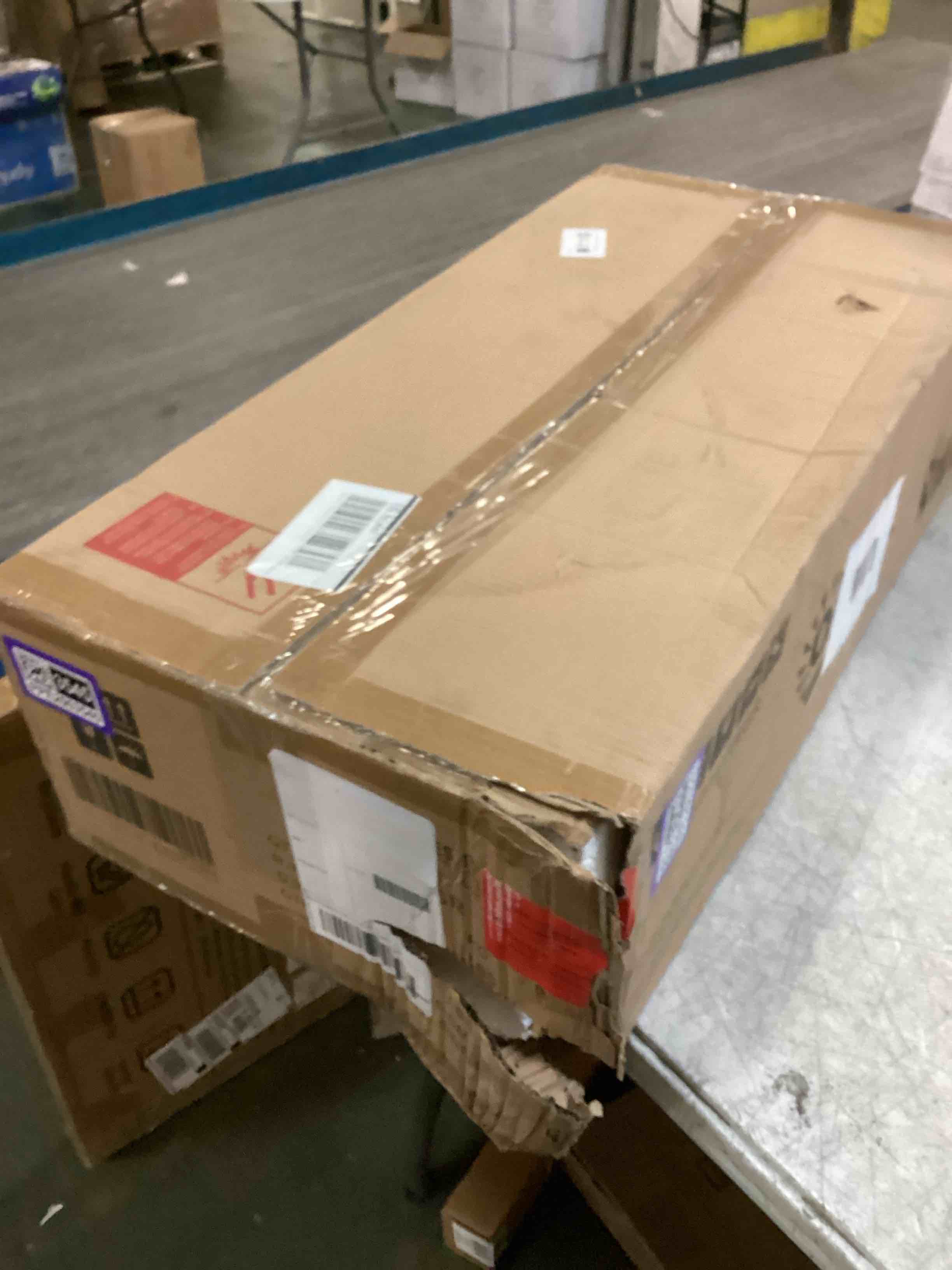 https://s3.amazonaws.com/lotting-images-prod/bidfta/PPE2063545_1739458300230.jpeg