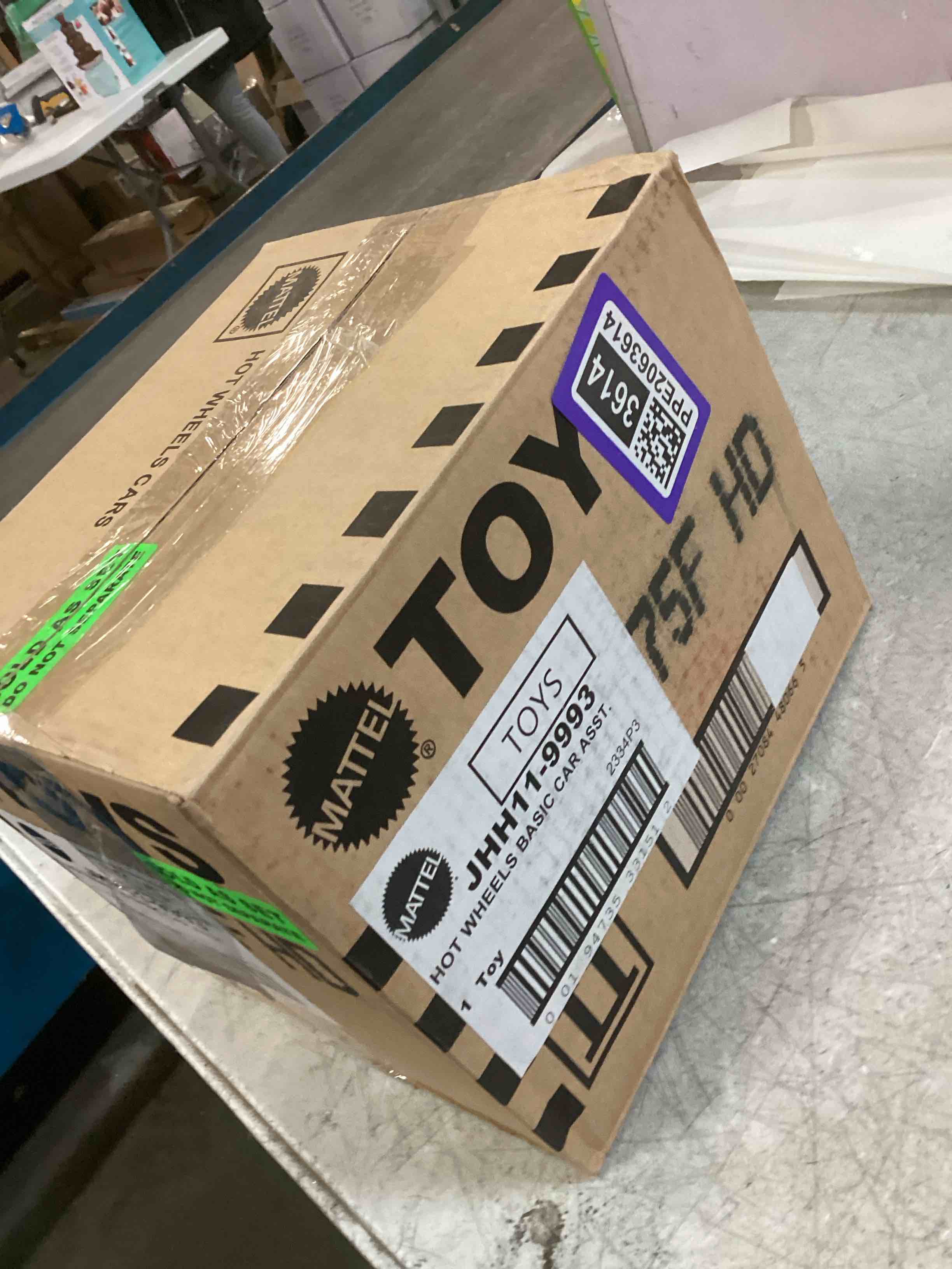 https://s3.amazonaws.com/lotting-images-prod/bidfta/PPE2063614_1739471749063.jpeg