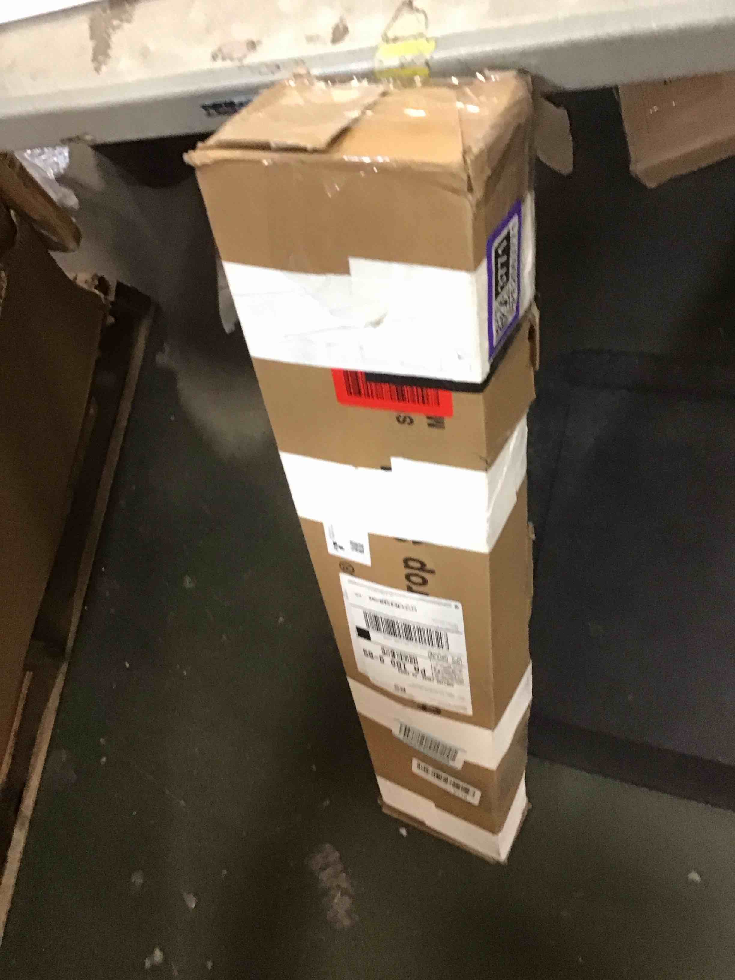 https://s3.amazonaws.com/lotting-images-prod/bidfta/PPE2063771_1739538996239.jpeg