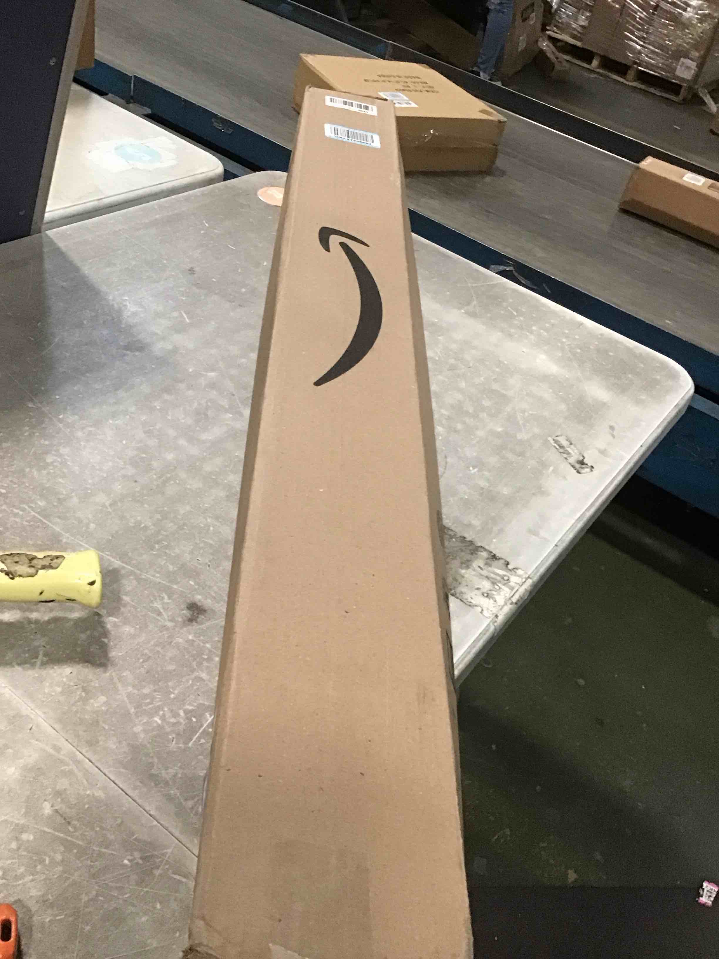 https://s3.amazonaws.com/lotting-images-prod/bidfta/PPE2064220_1739884788585.jpeg