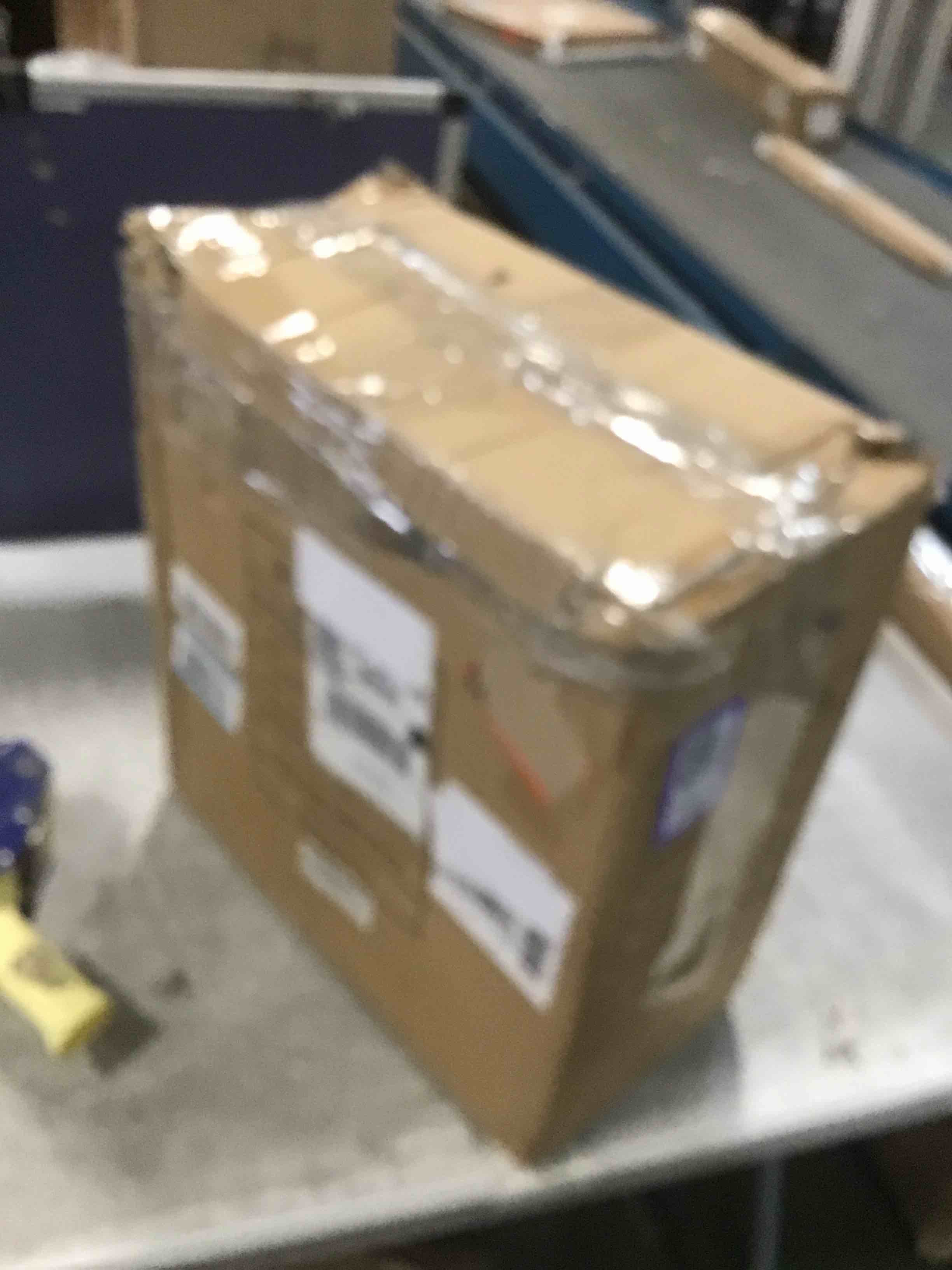 https://s3.amazonaws.com/lotting-images-prod/bidfta/PPE2064233_1739885843584.jpeg
