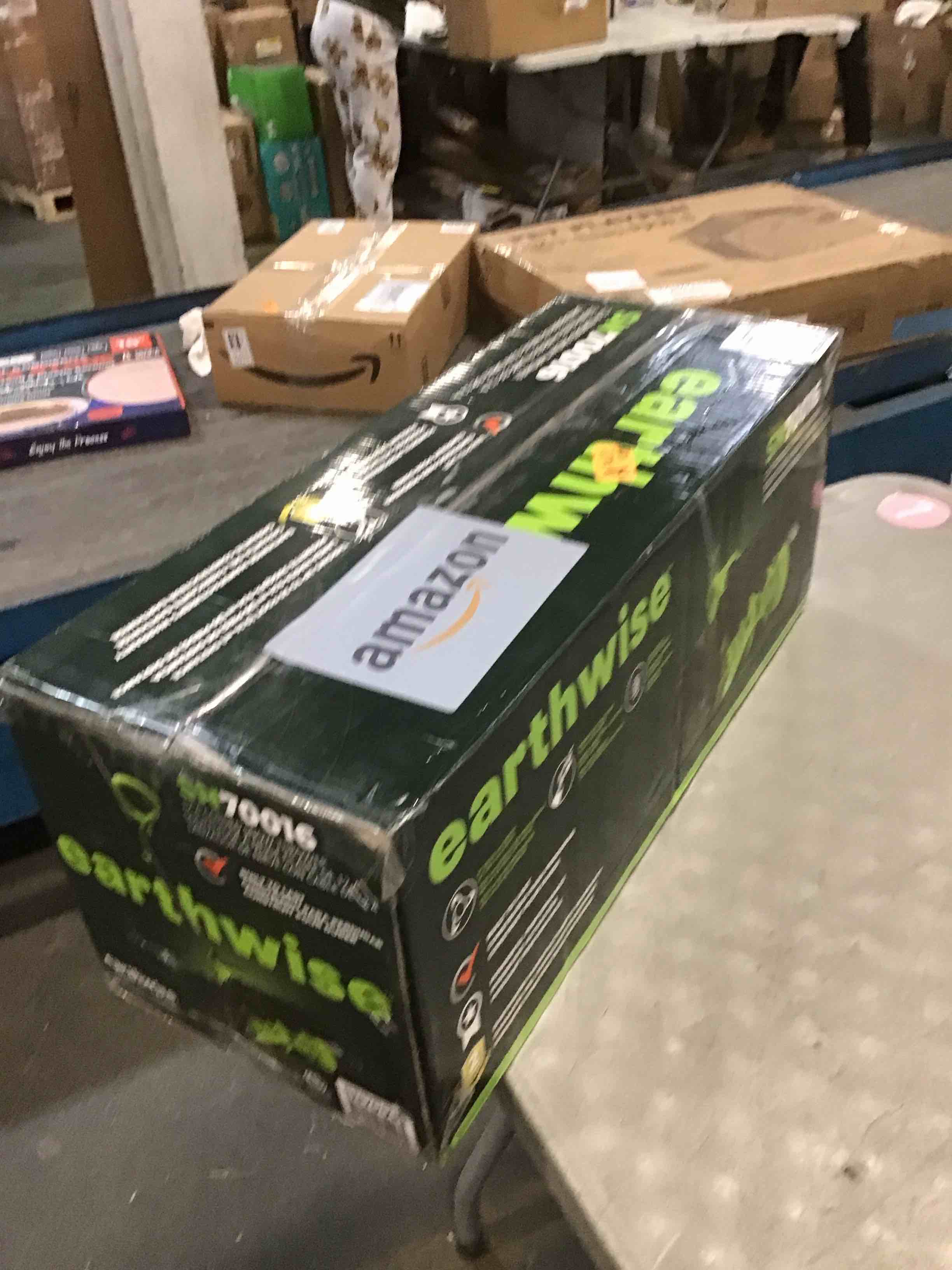 https://s3.amazonaws.com/lotting-images-prod/bidfta/PPE2064687_1740149301982.jpeg