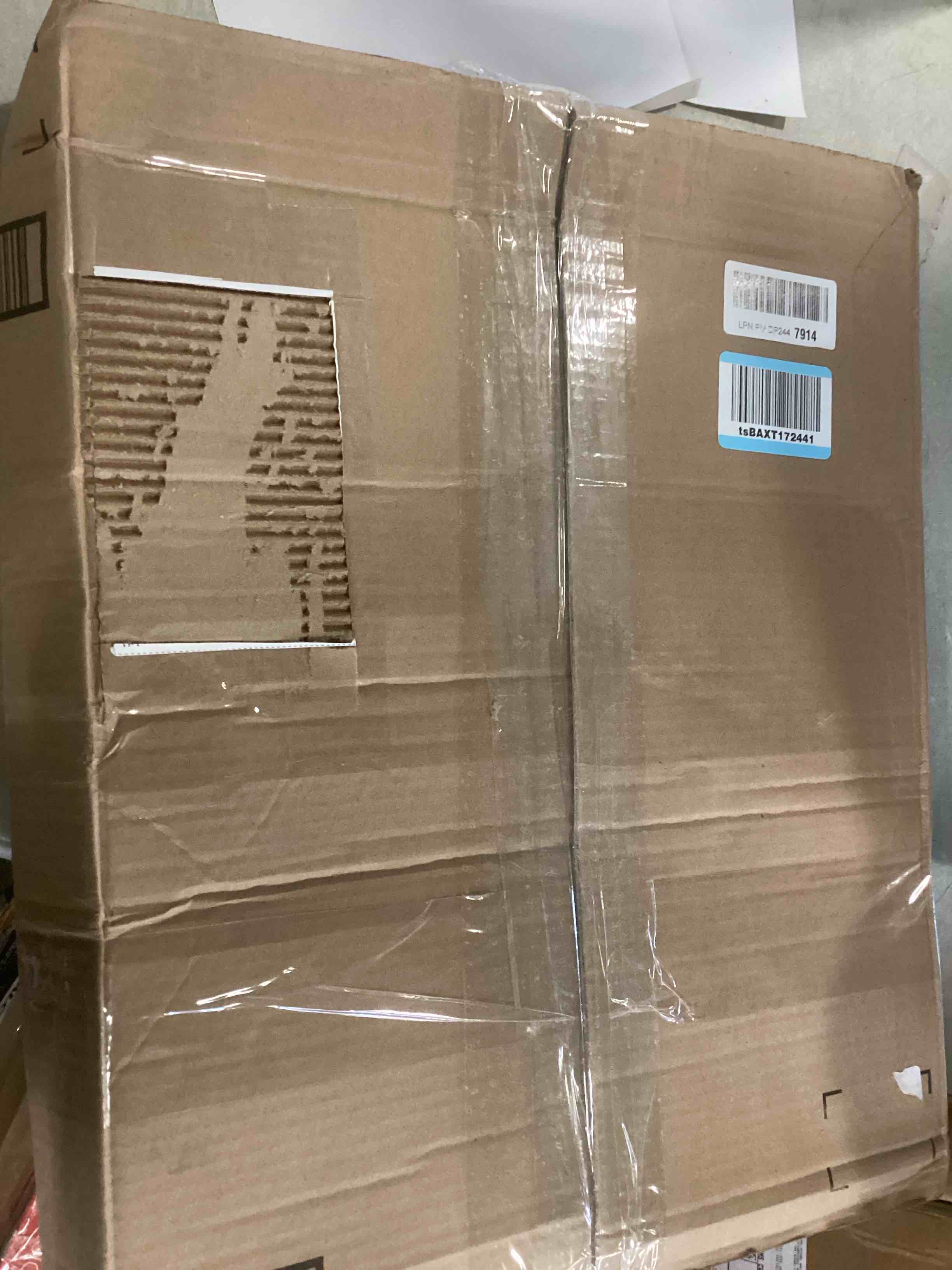 https://s3.amazonaws.com/lotting-images-prod/bidfta/PPE2065094_1738953207446.jpeg