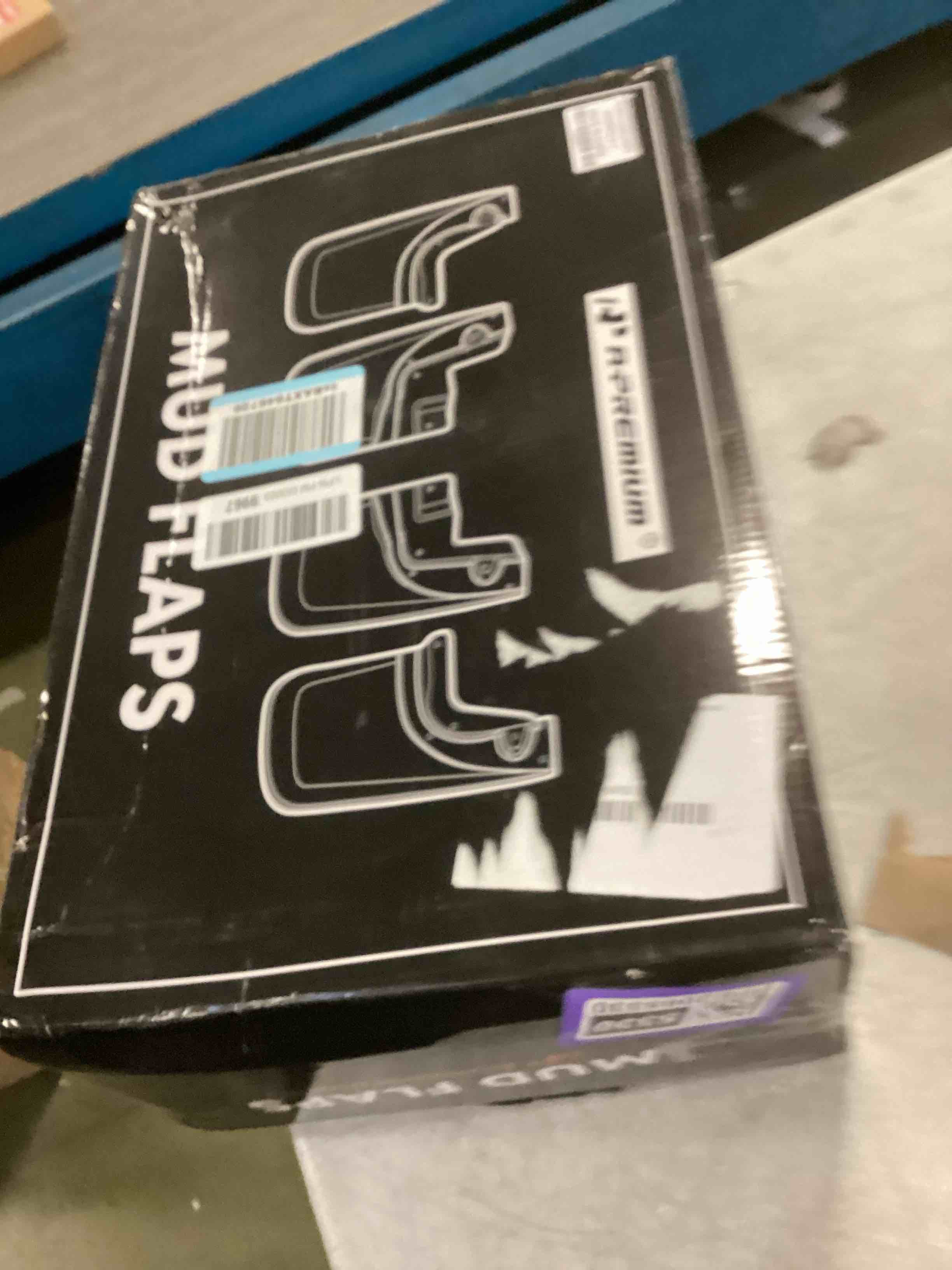 https://s3.amazonaws.com/lotting-images-prod/bidfta/PPE2065330_1739802689233.jpeg