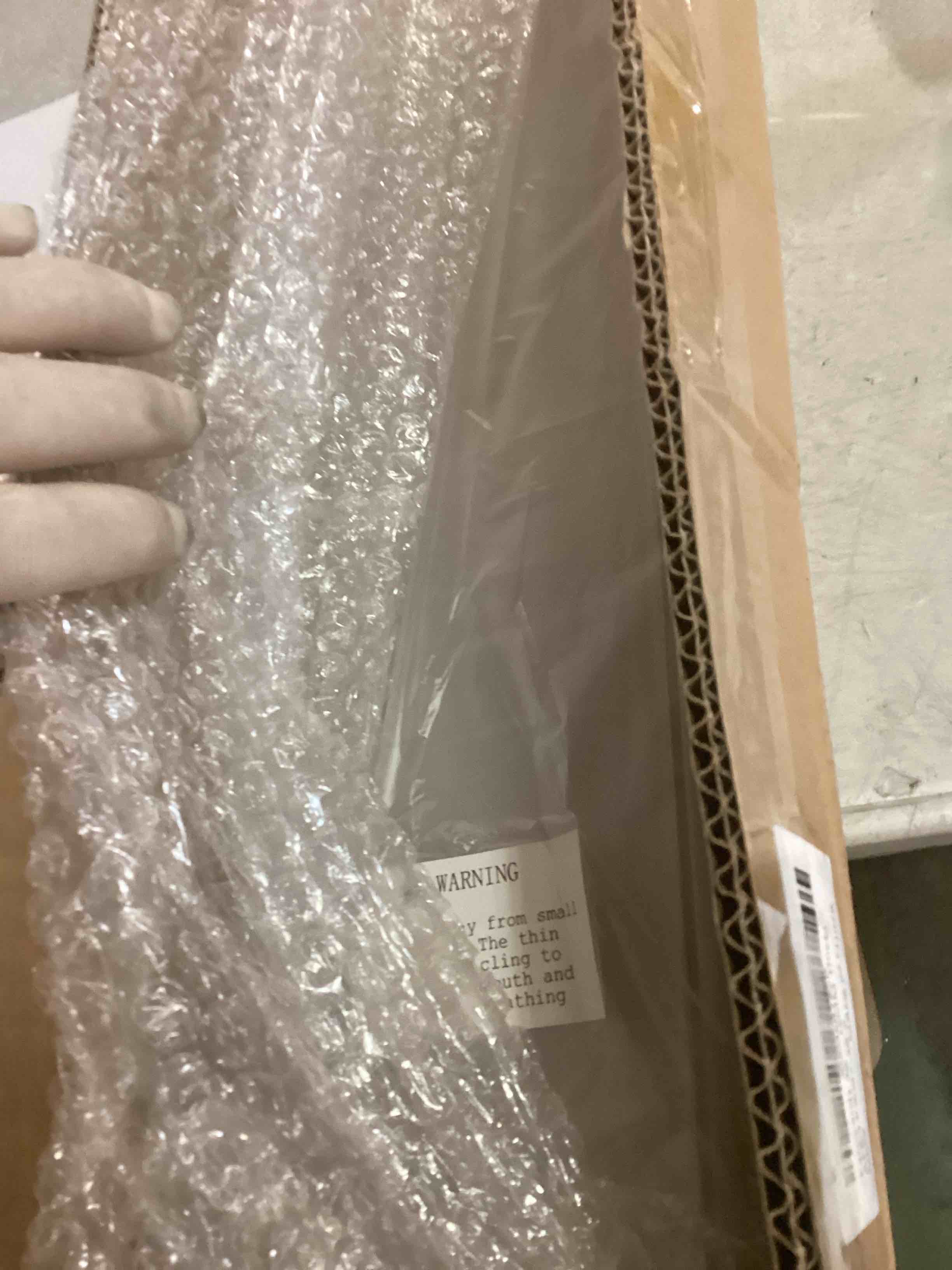 https://s3.amazonaws.com/lotting-images-prod/bidfta/PPE2065708_1740154684237.jpeg