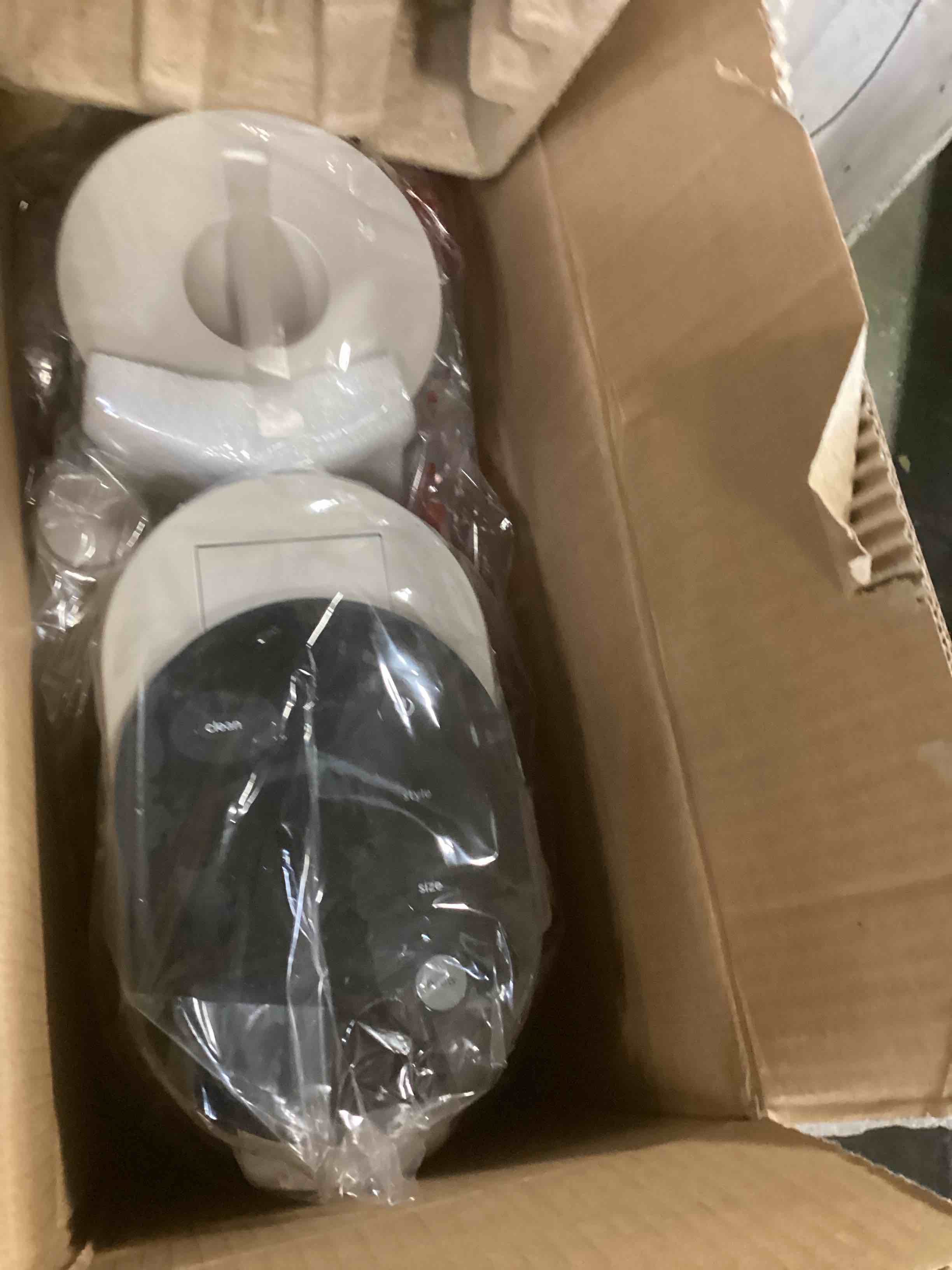 https://s3.amazonaws.com/lotting-images-prod/bidfta/PPE2066123_1740500466372.jpeg
