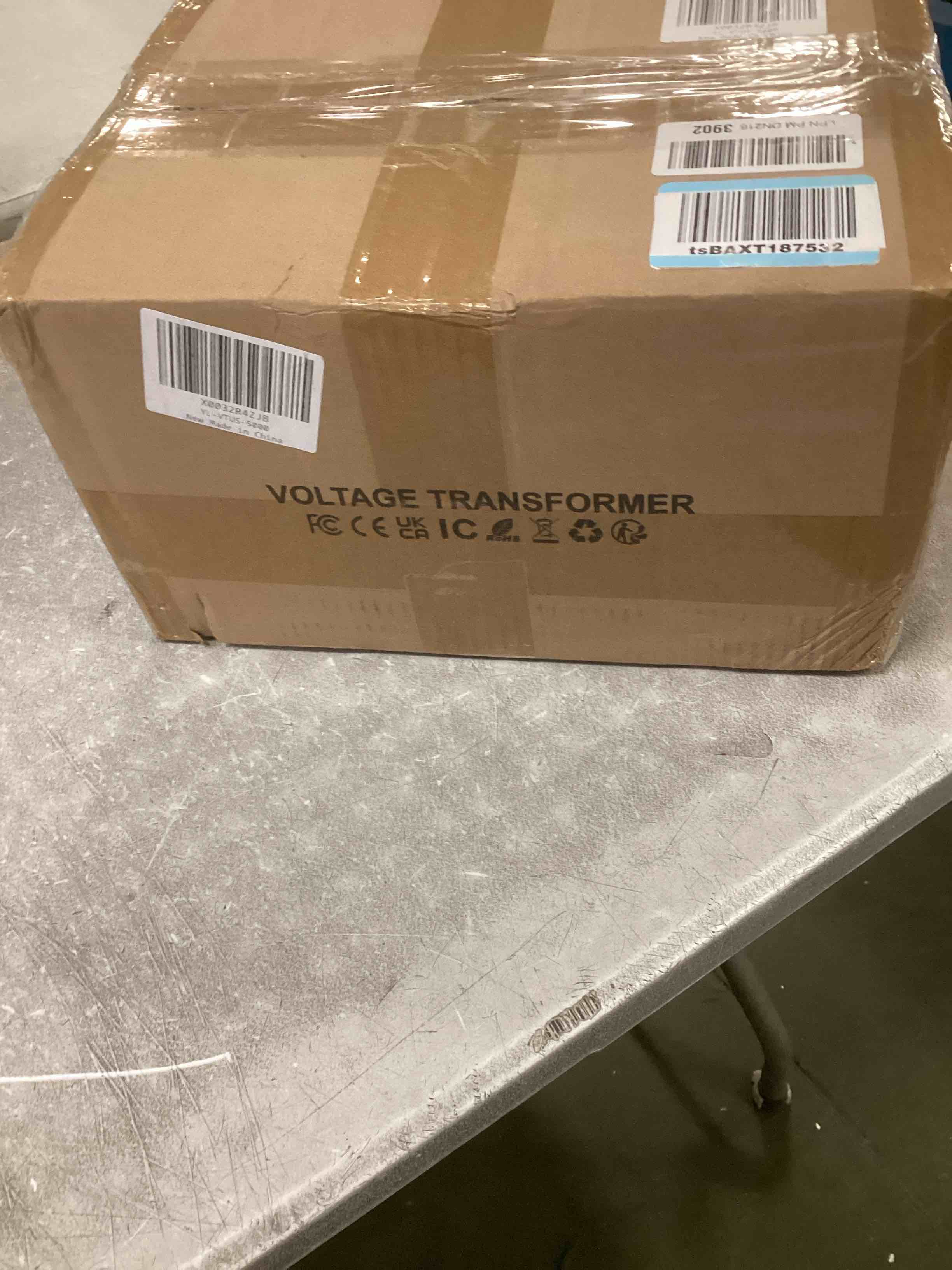 https://s3.amazonaws.com/lotting-images-prod/bidfta/PPE2067363_1741030699302.jpeg