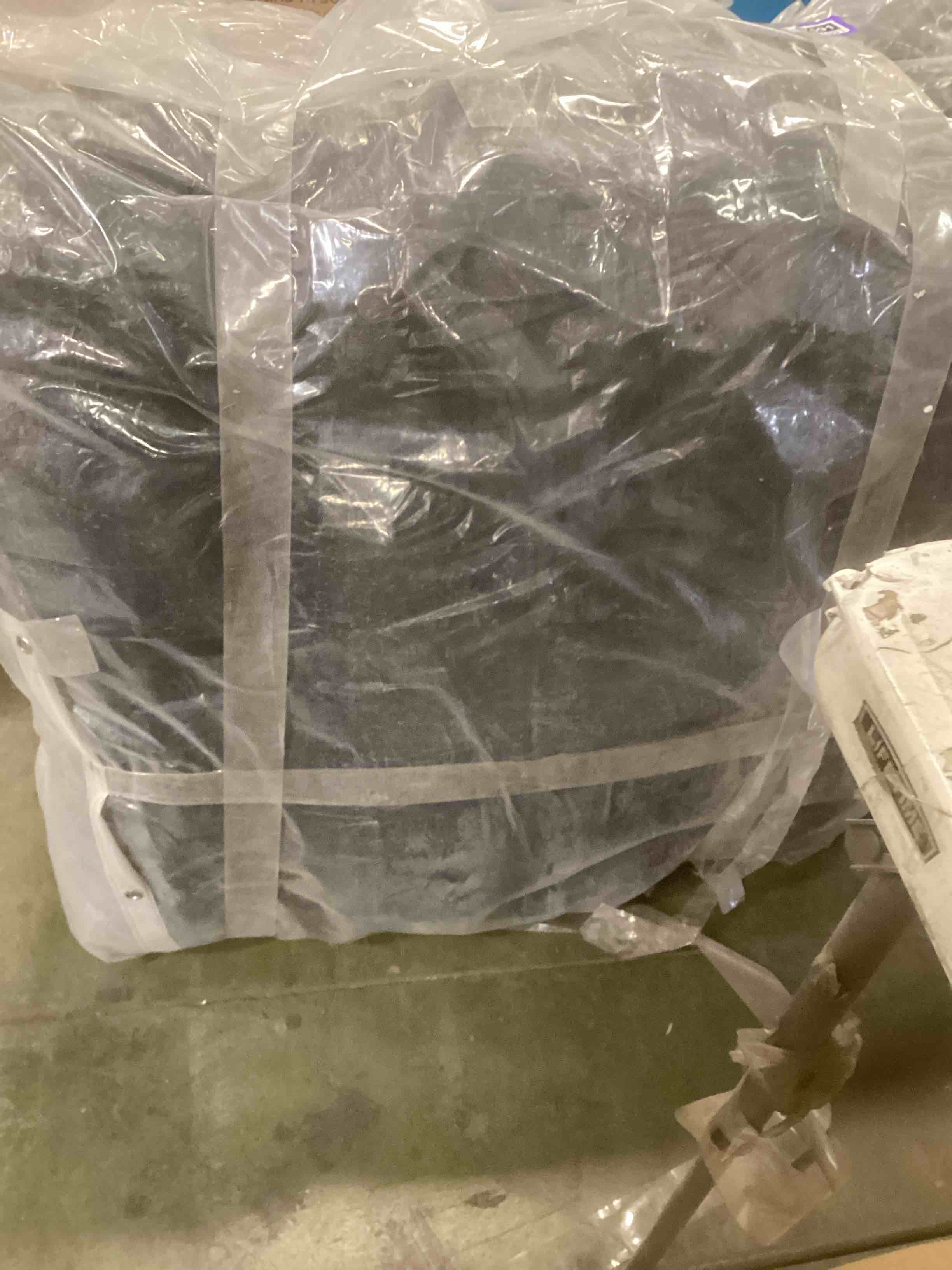 https://s3.amazonaws.com/lotting-images-prod/bidfta/PPE2067591_1741114961640.jpeg