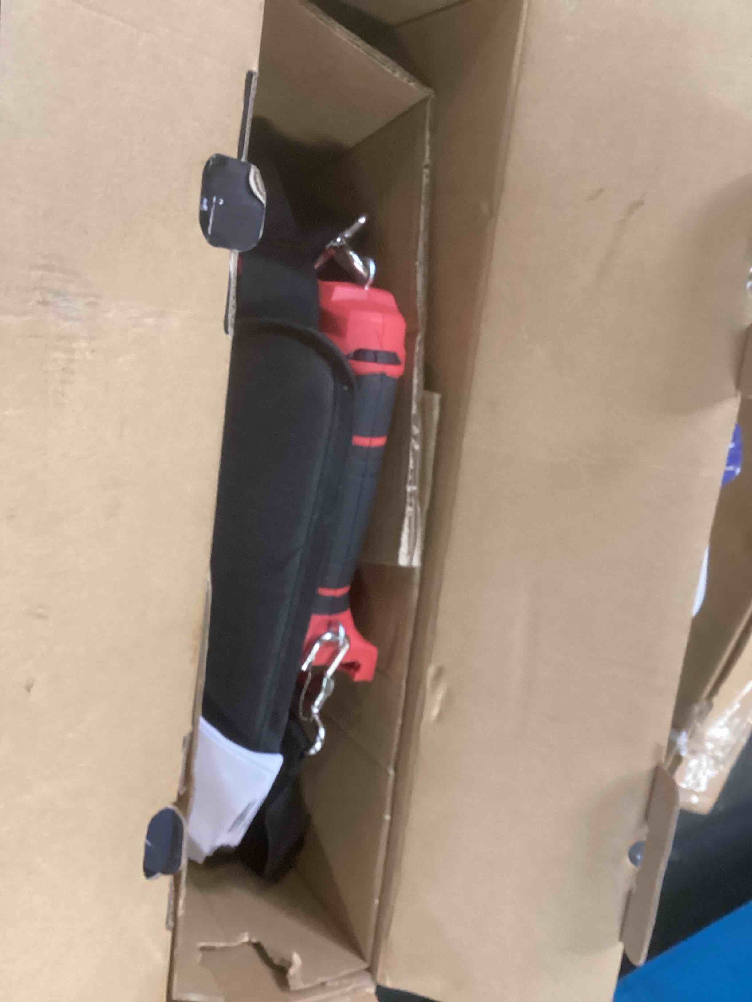 https://s3.amazonaws.com/lotting-images-prod/bidfta/PPE2067611_1741116866424.jpeg