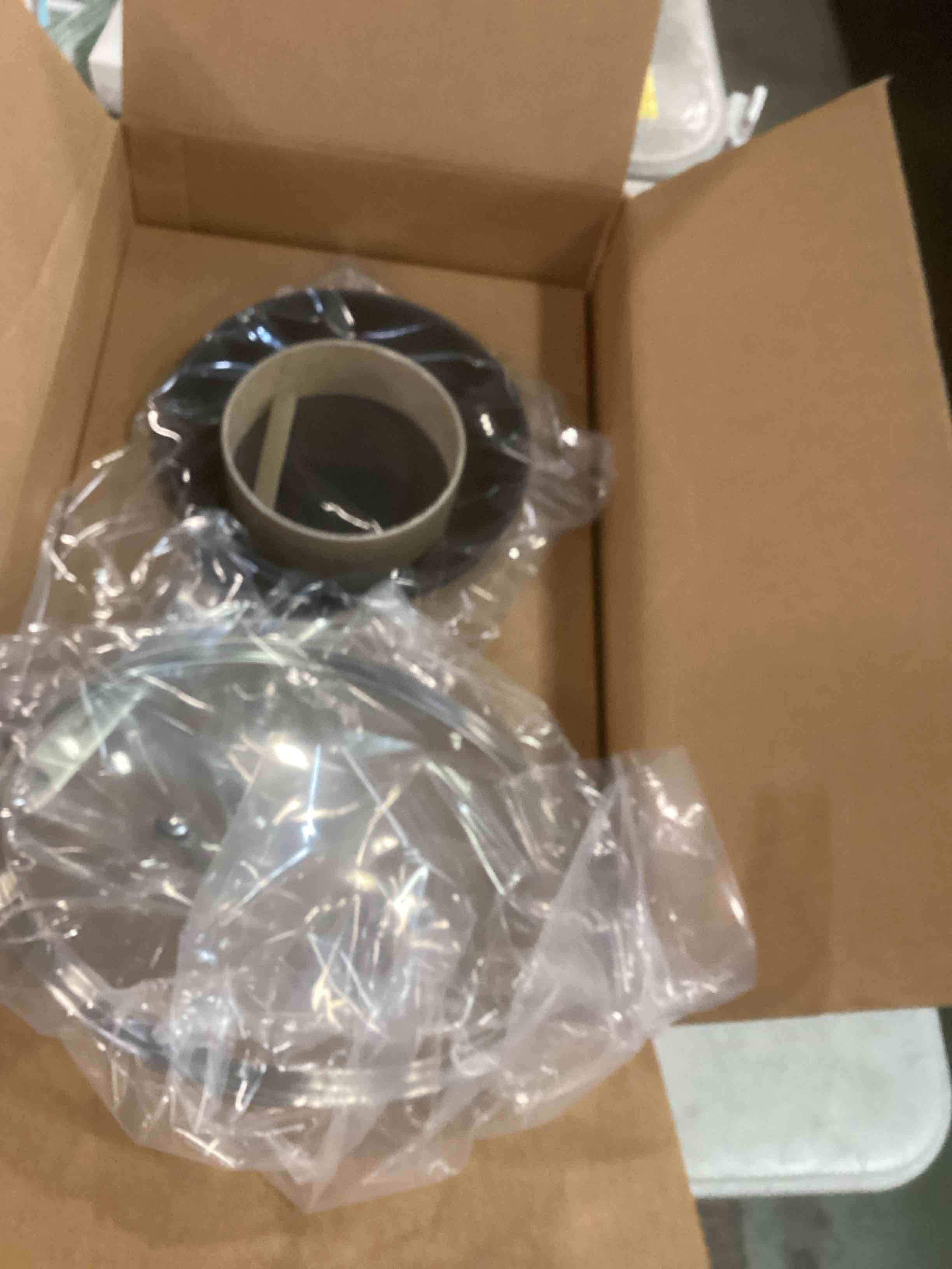 https://s3.amazonaws.com/lotting-images-prod/bidfta/PPE2067753_1741189768434.jpeg