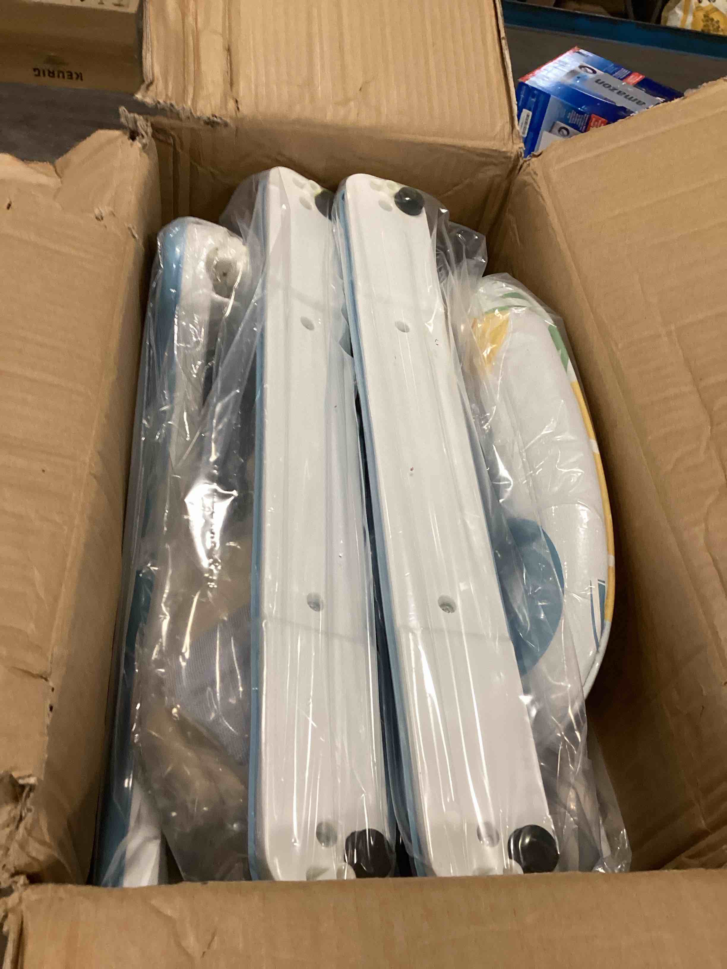 https://s3.amazonaws.com/lotting-images-prod/bidfta/PPE2068051_1738859316051.jpeg