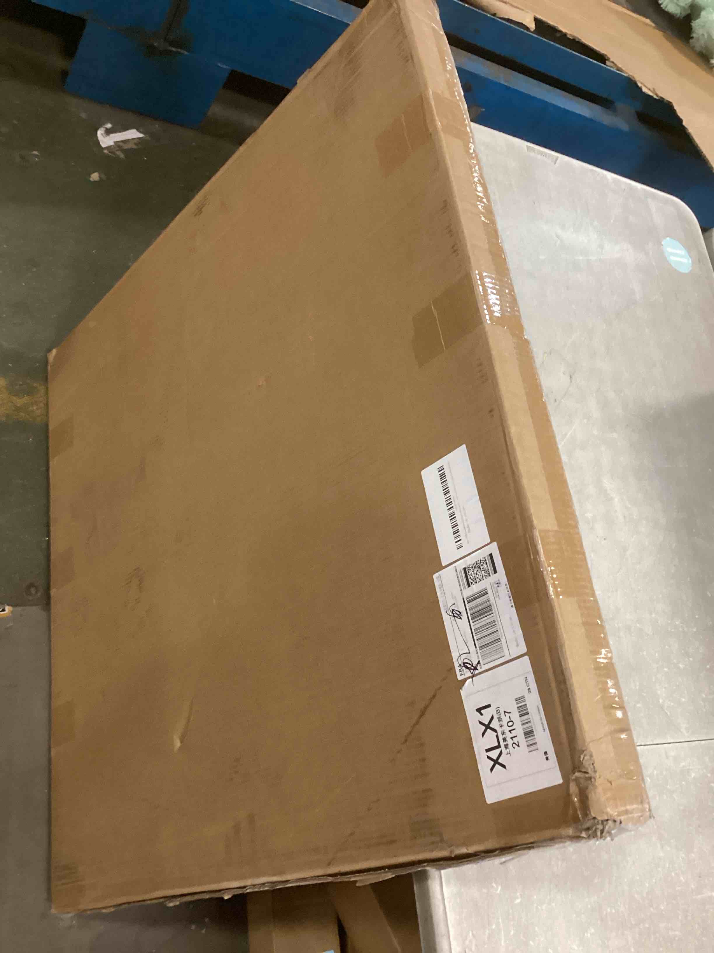 https://s3.amazonaws.com/lotting-images-prod/bidfta/PPE2068405_1739810408096.jpeg