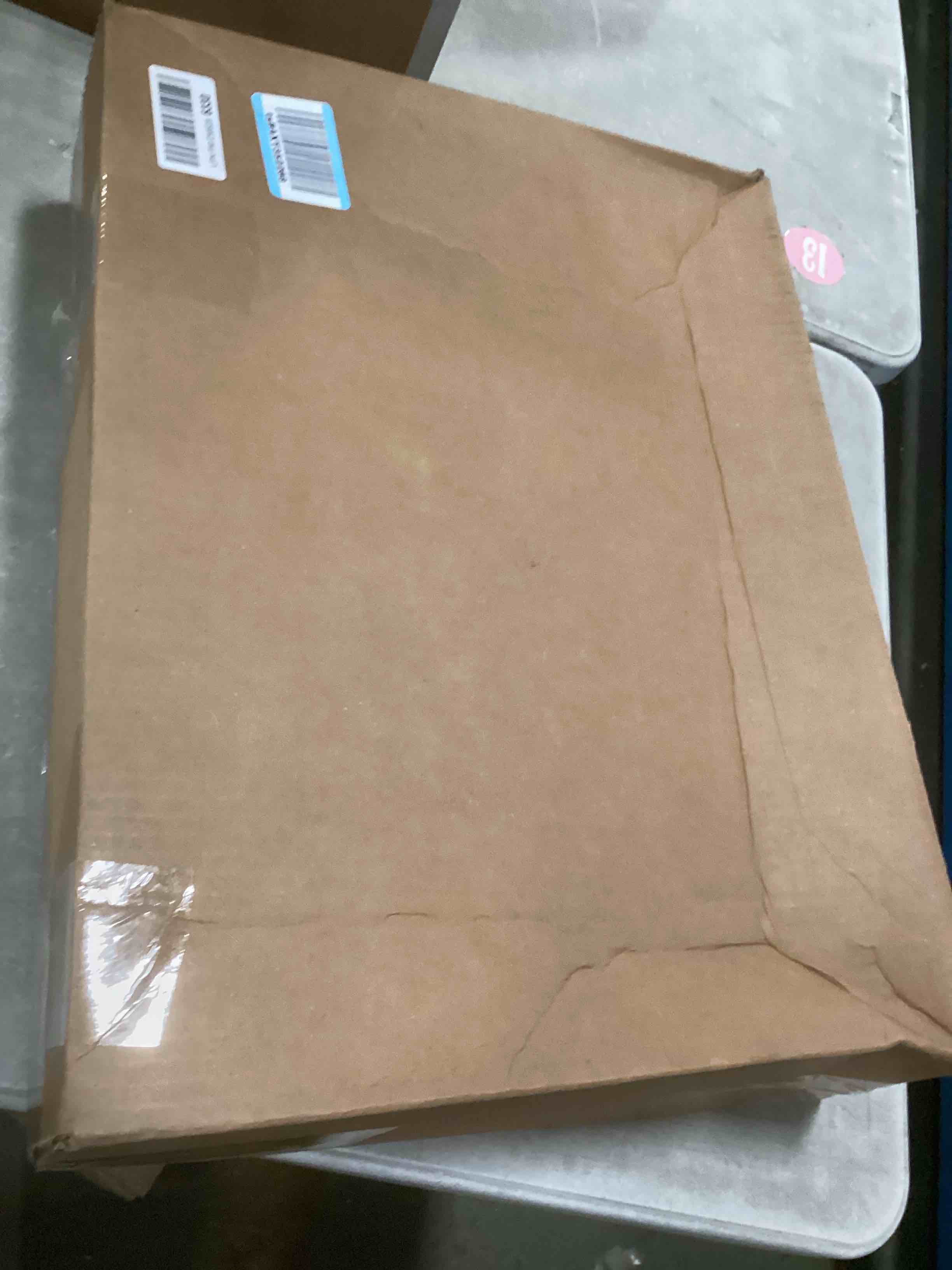 https://s3.amazonaws.com/lotting-images-prod/bidfta/PPE2068606_1739890093318.jpeg