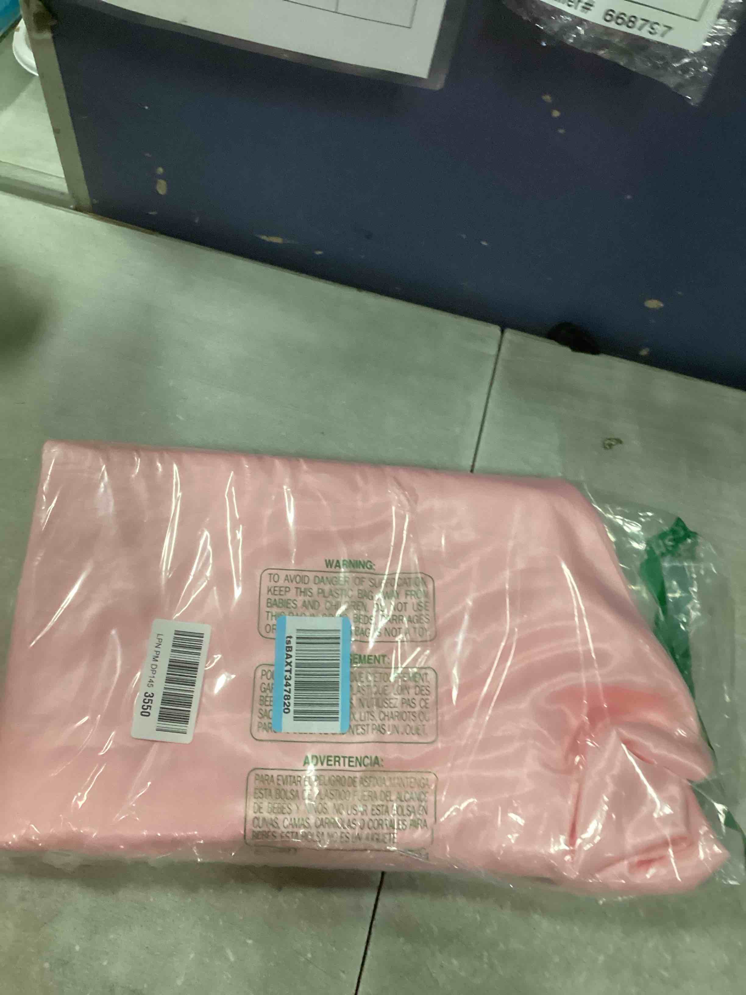 https://s3.amazonaws.com/lotting-images-prod/bidfta/PPE2069059_1740060748782.jpeg