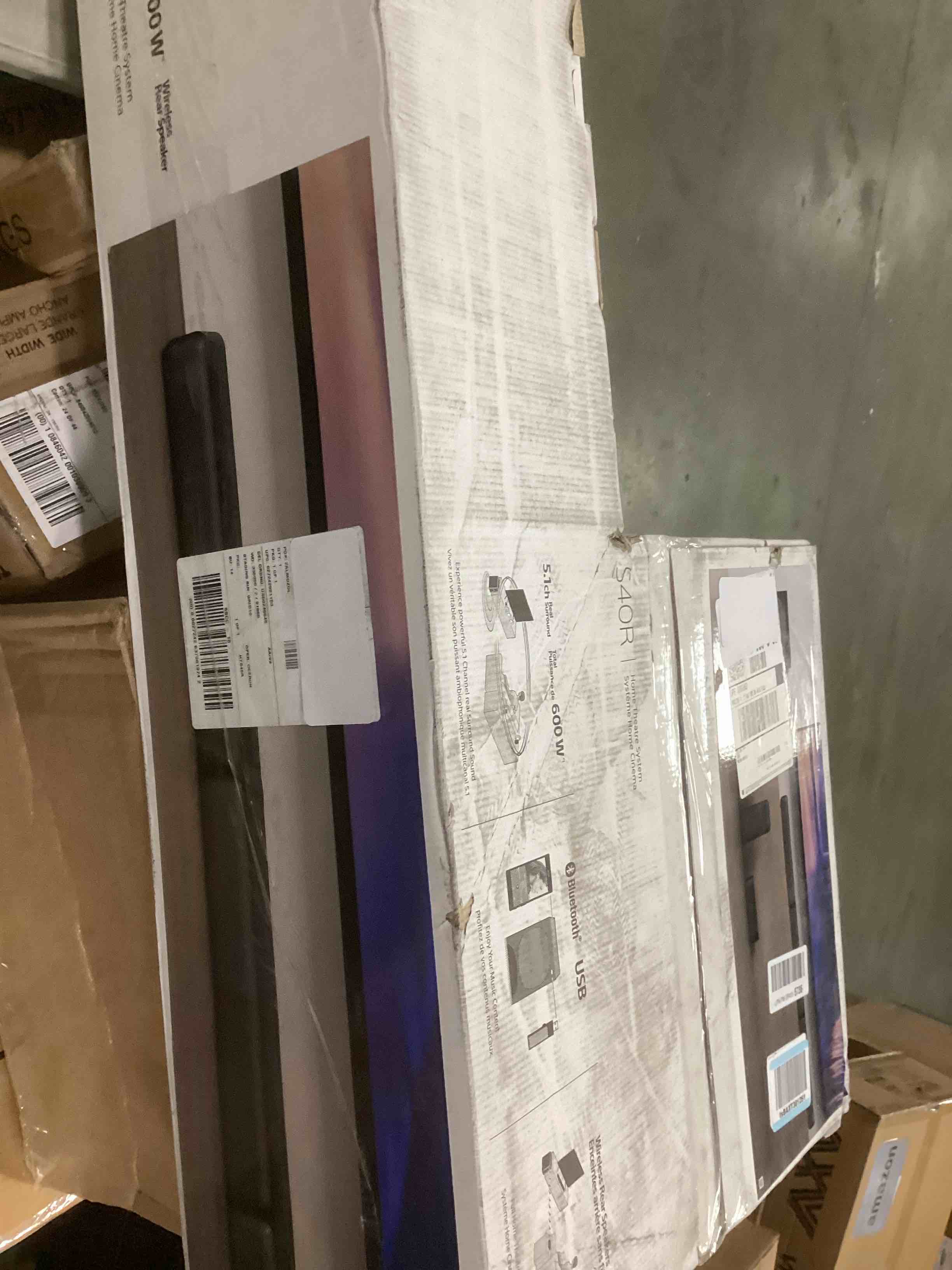 https://s3.amazonaws.com/lotting-images-prod/bidfta/PPE2069487_1740145120490.jpeg