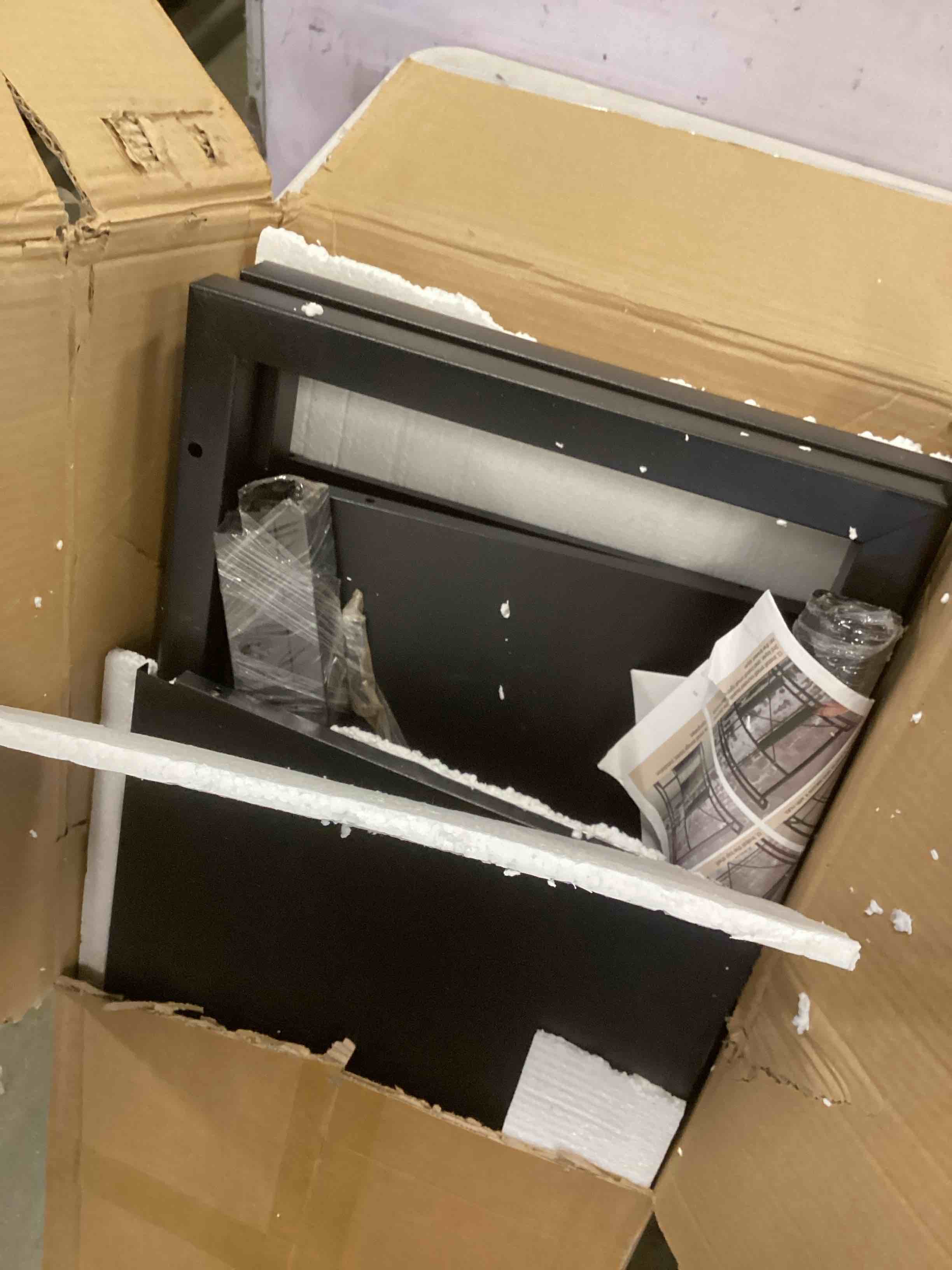 https://s3.amazonaws.com/lotting-images-prod/bidfta/PPE2070087_1740510078557.jpeg