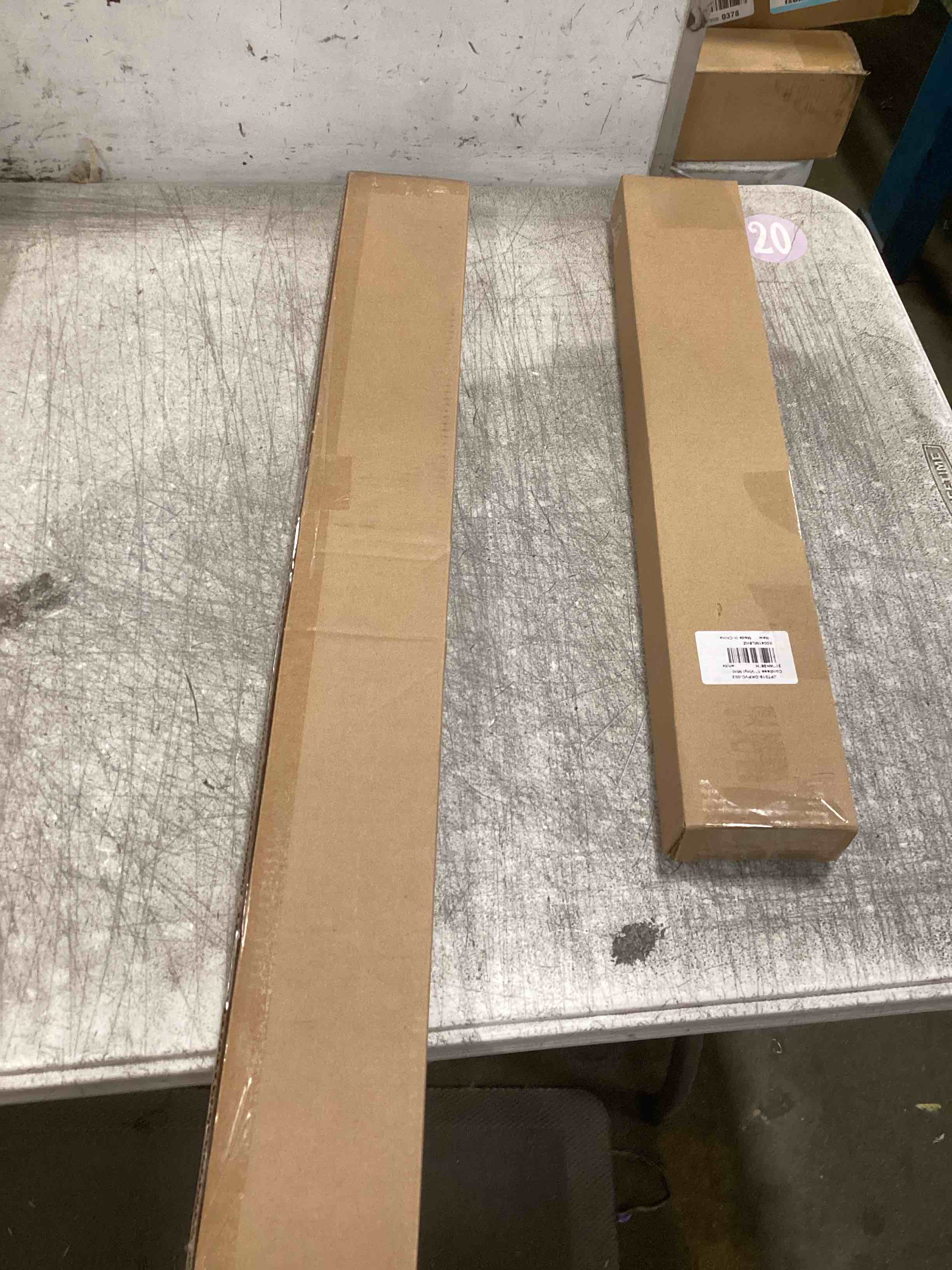 https://s3.amazonaws.com/lotting-images-prod/bidfta/PPE2070524_1740671062547.jpeg