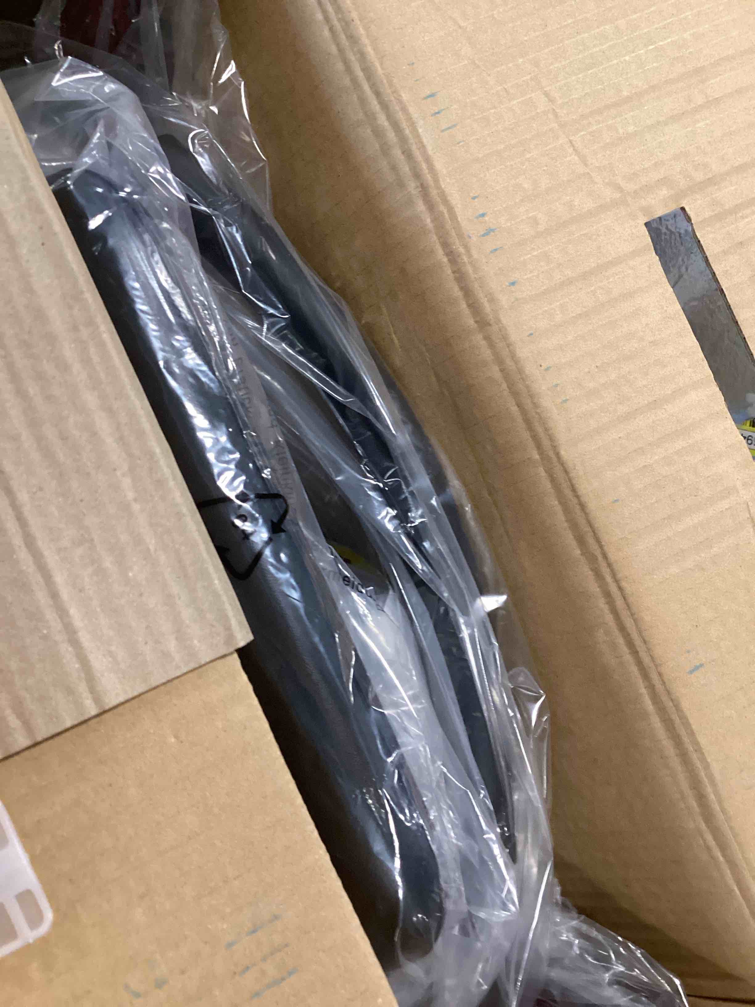 https://s3.amazonaws.com/lotting-images-prod/bidfta/PPE2070663_1740749454520.jpeg